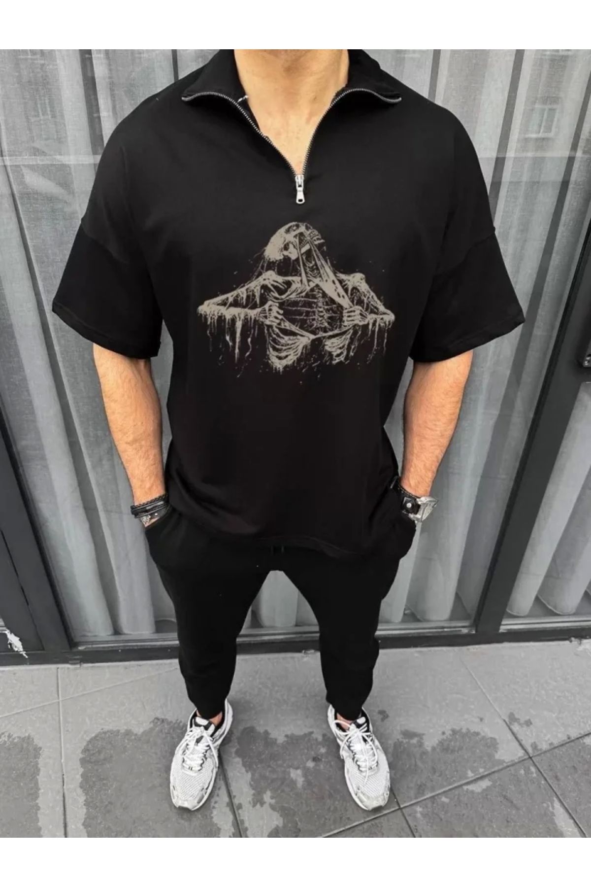 Butik Unisex Yarım Fermuarlı Baskılı Oversize T-Shirt - Siyah