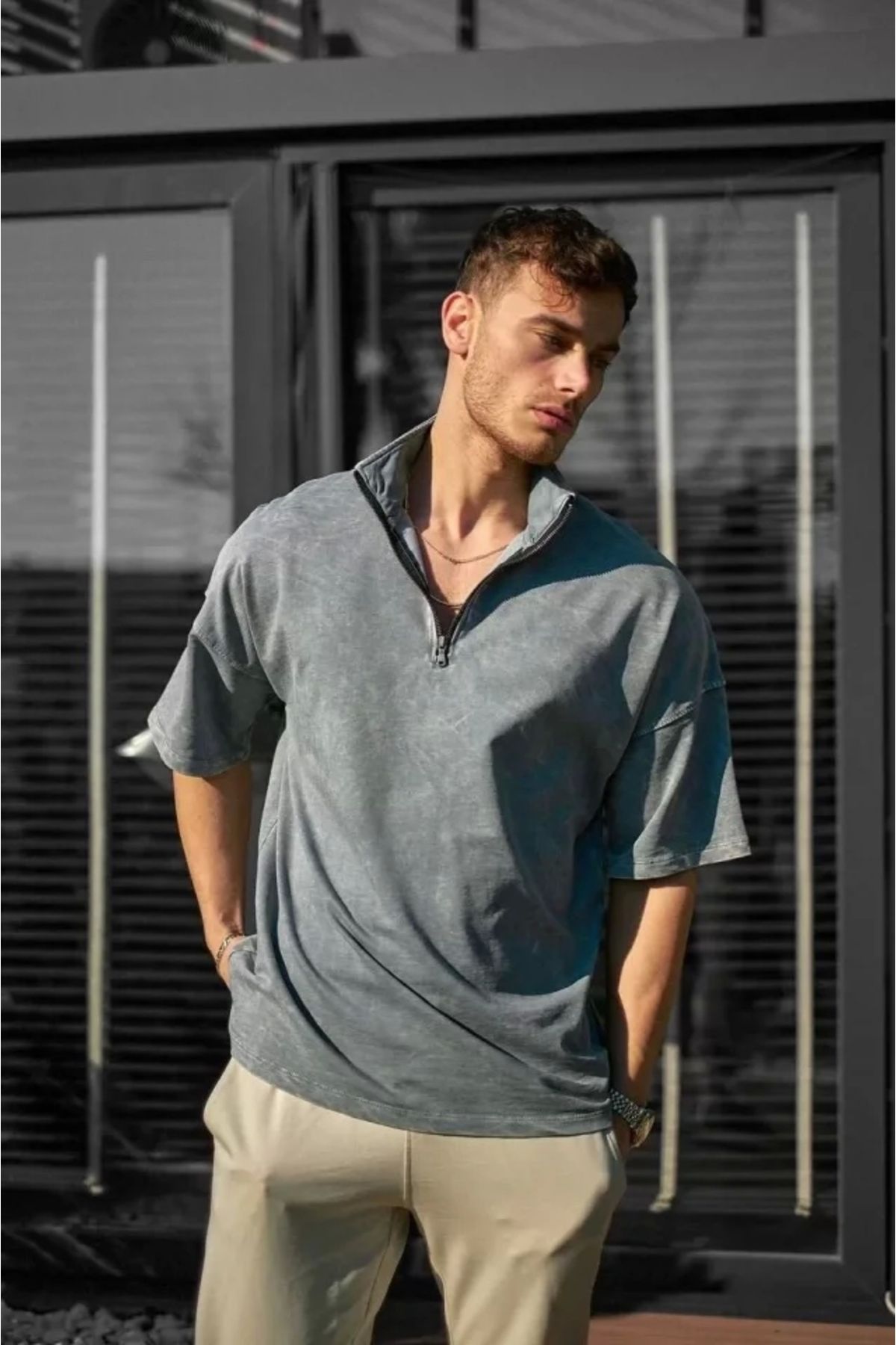 Butik Unisex Yarım Fermuarlı Yıkamalı T-Shirt - Gri