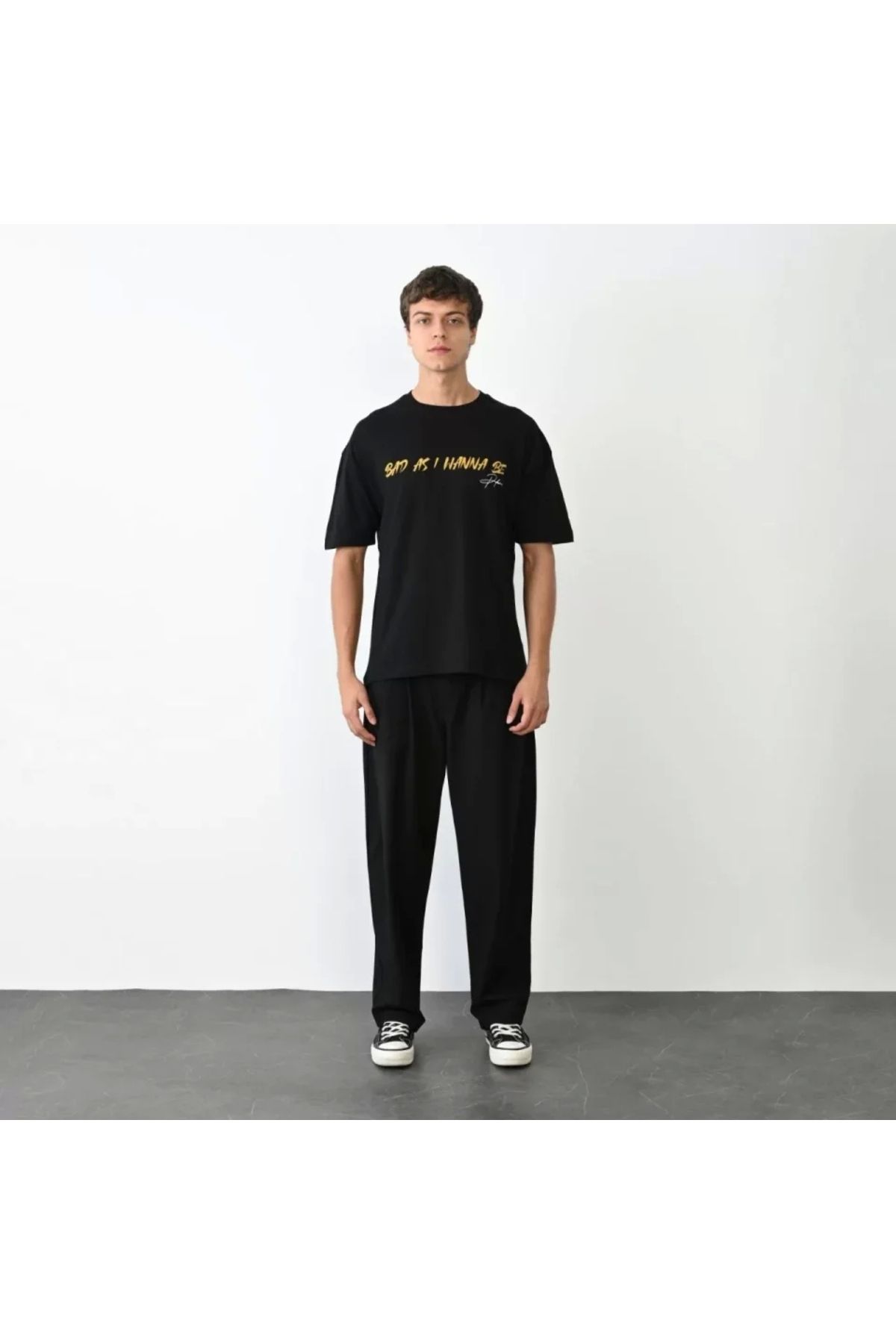 Butik Unisex Bisiklet Yaka Baskılı Oversize T-Shirt - Siyah
