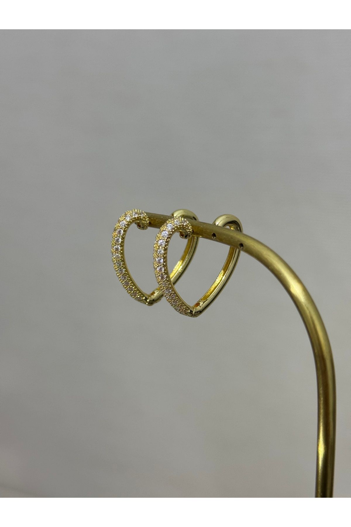 XUPING JEWELRY 18K zirkon taşlı kalp detaylı gold çelik küpe paslanmaz kararmaz