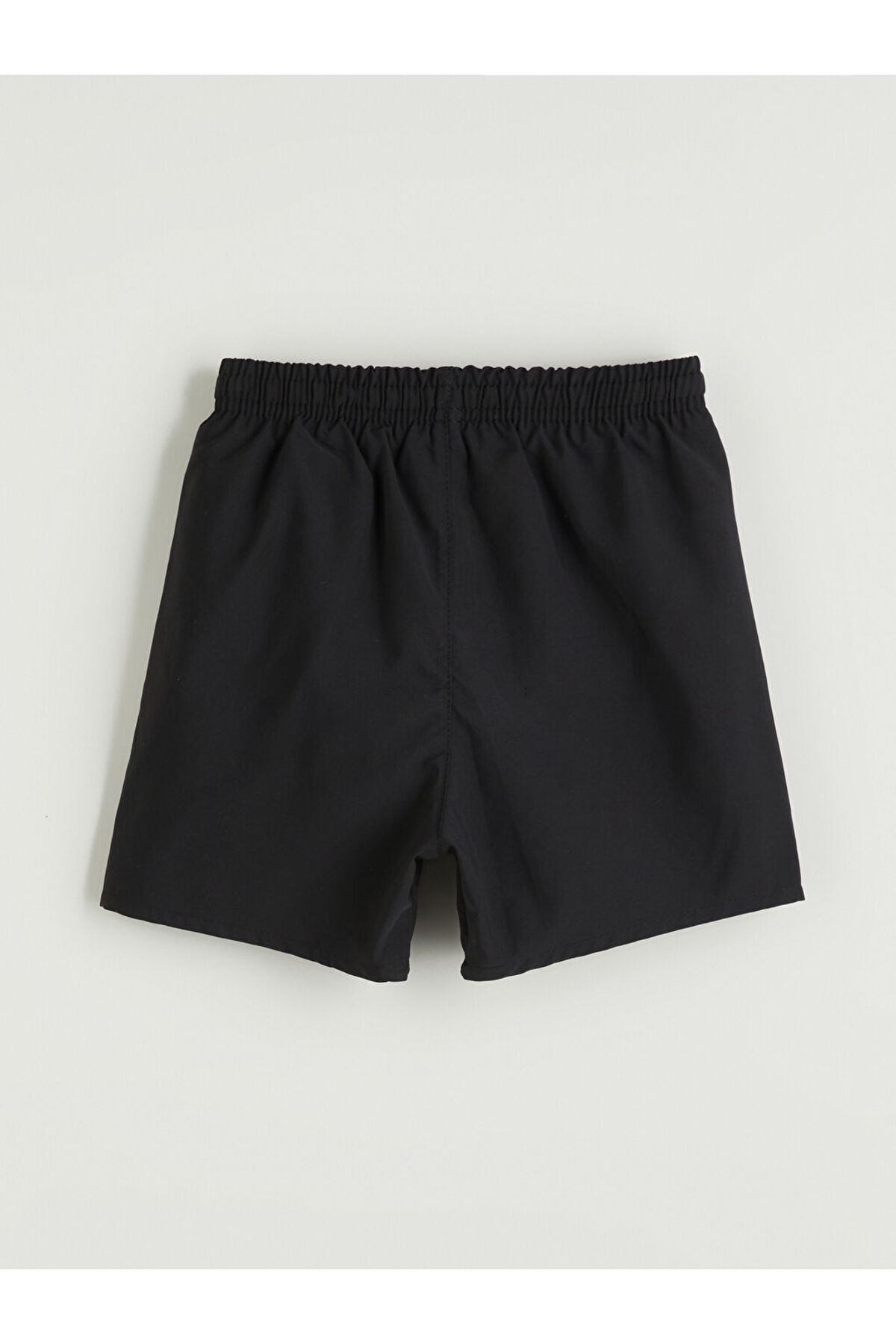 LC Waikiki-Create Your Style with Uzg Store |   Printed Boy's Swimsuit Set 7