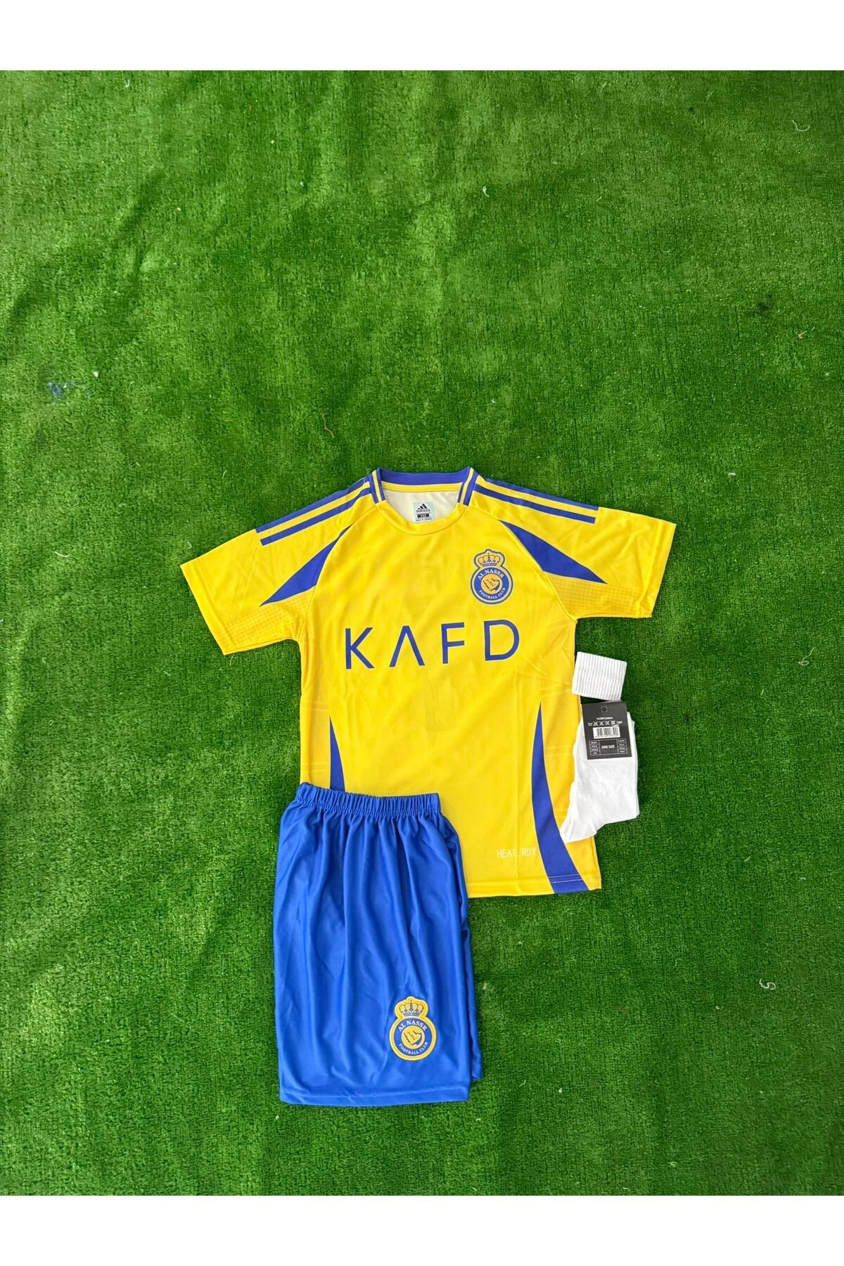 Atlas Global CR7 RONALDO AL NARS SARI ÇOCUK FORMA 4 LÜ SET BİLEKLİK ÇORAP HEDİYE