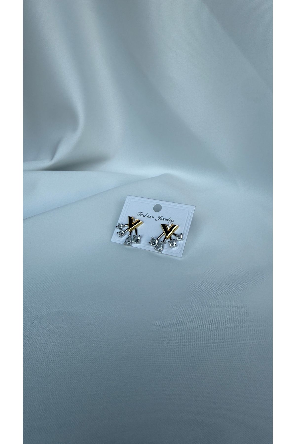 Tasarım Gece çizgisi gold küpe