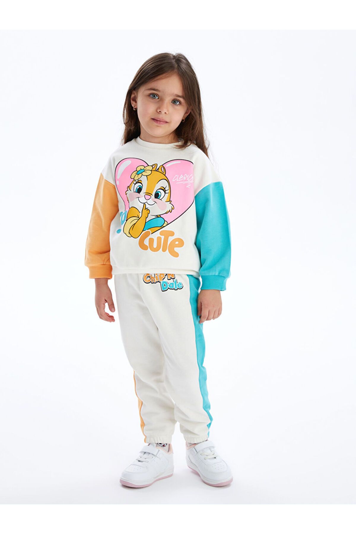 LC Waikiki Yeni Sezon Bisiklet Yaka Uzun Kollu Chip and Dale Baskili Kiz Bebek Sweatshirt ve Esofman