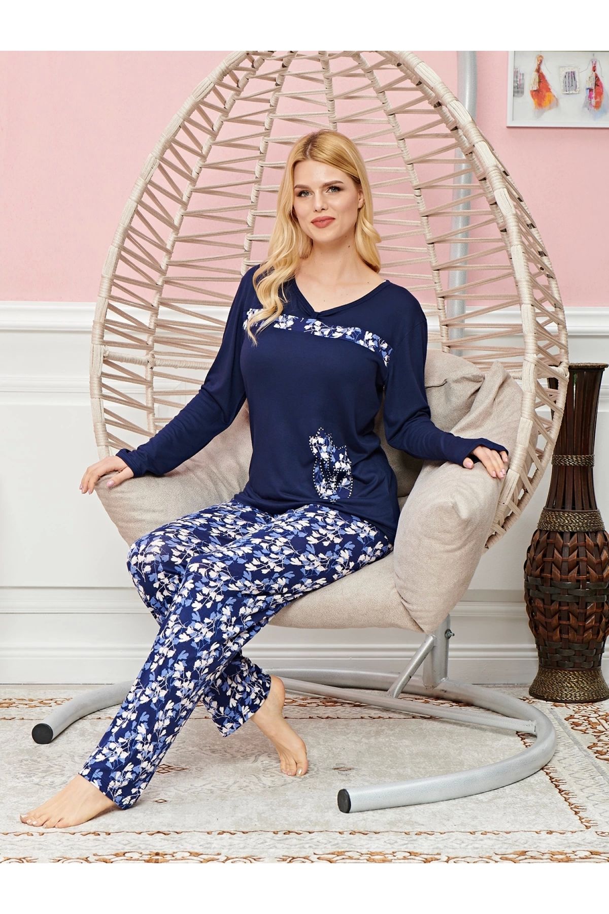 POLEXP Zarafetin İzlerini Taşıyan Uzun Kollu Pijama Seti