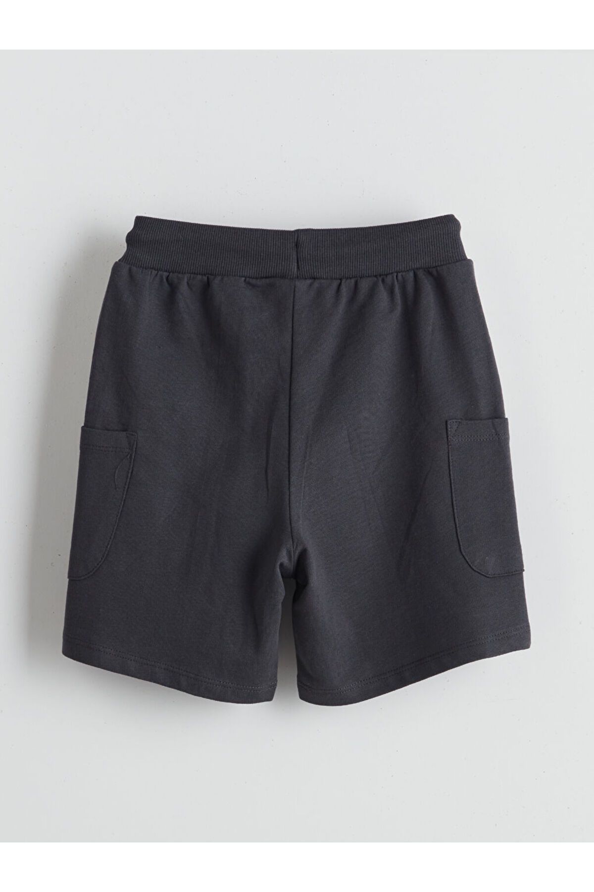 LC Waikiki-Lcw Basic Boy's Shorts with Elastic Waist and Pockets 2