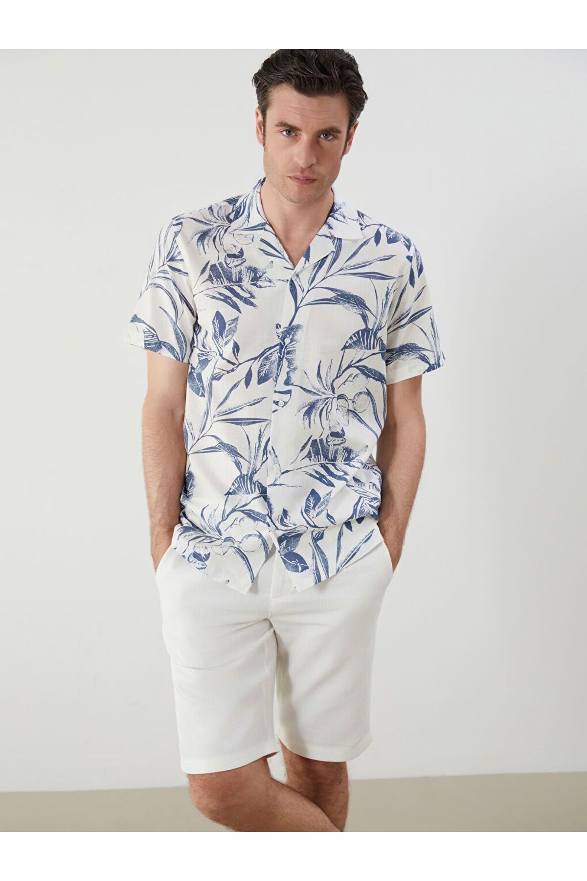 LC Waikiki SOUTHBLUE Regular Fit Kısa Kollu Desenli Erkek Gömlek