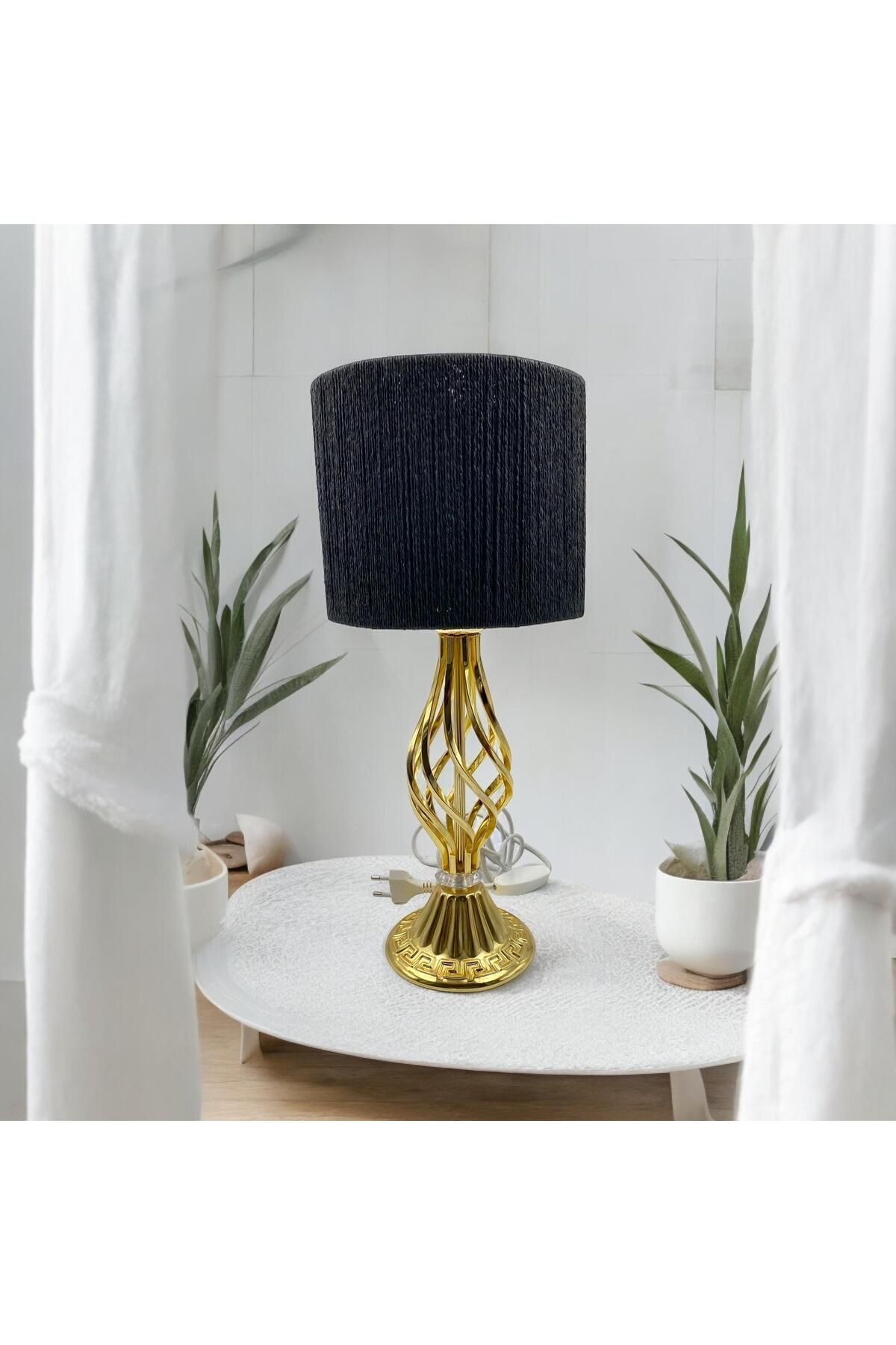 SerenityHaven Burgulu Gold Renk Metal Ayaklı Modern Hasır Örgülü Abajur
