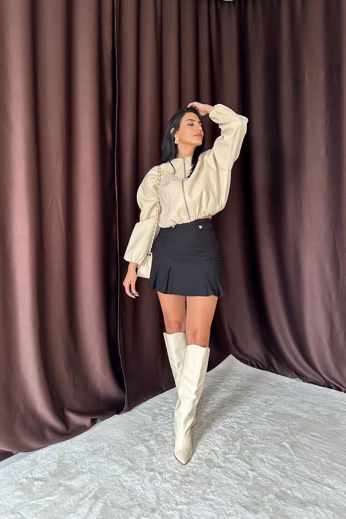 Castivo Fashion Düğme Detaylı Yüksek Bel Pileli Mini Etek