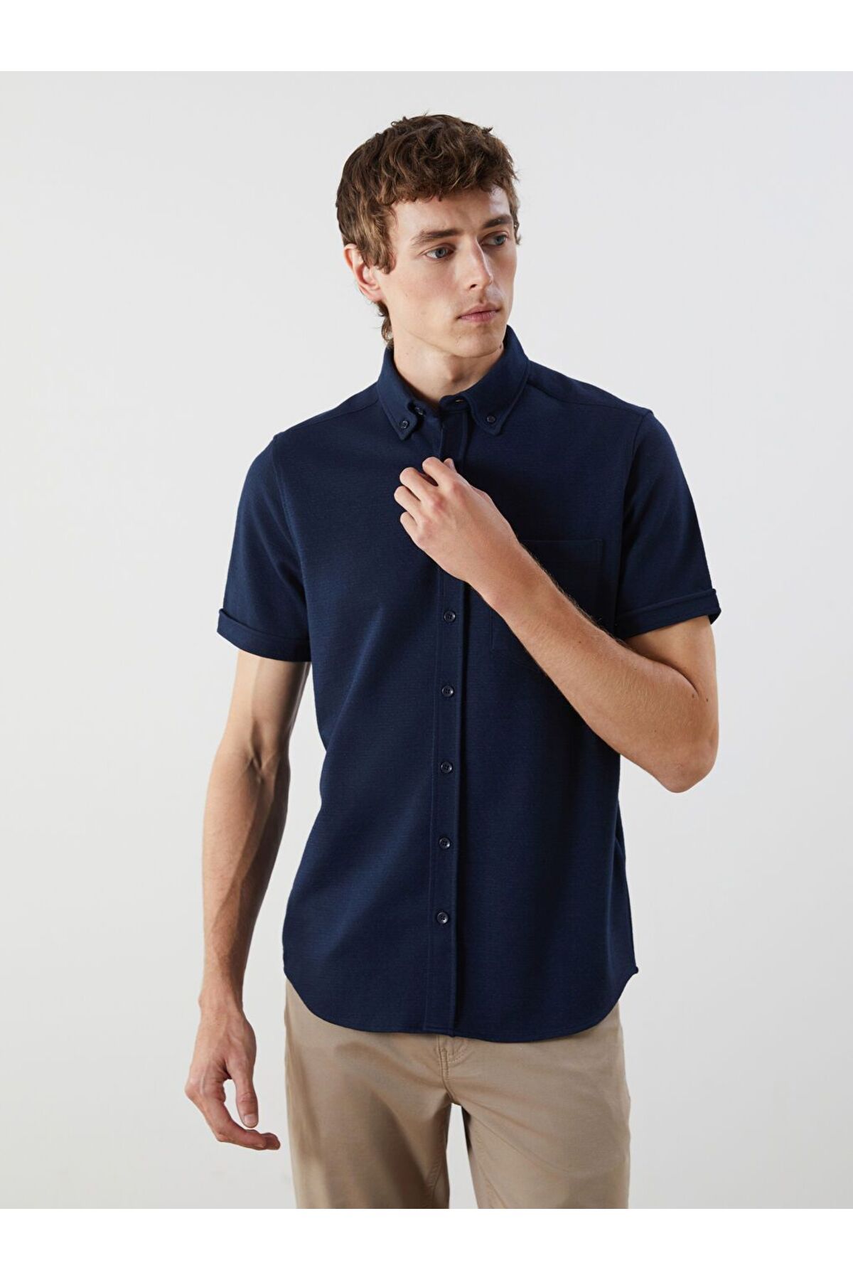 LC Waikiki LCWAIKIKI Classic Regular Fit Kısa Kollu Erkek Gömlek