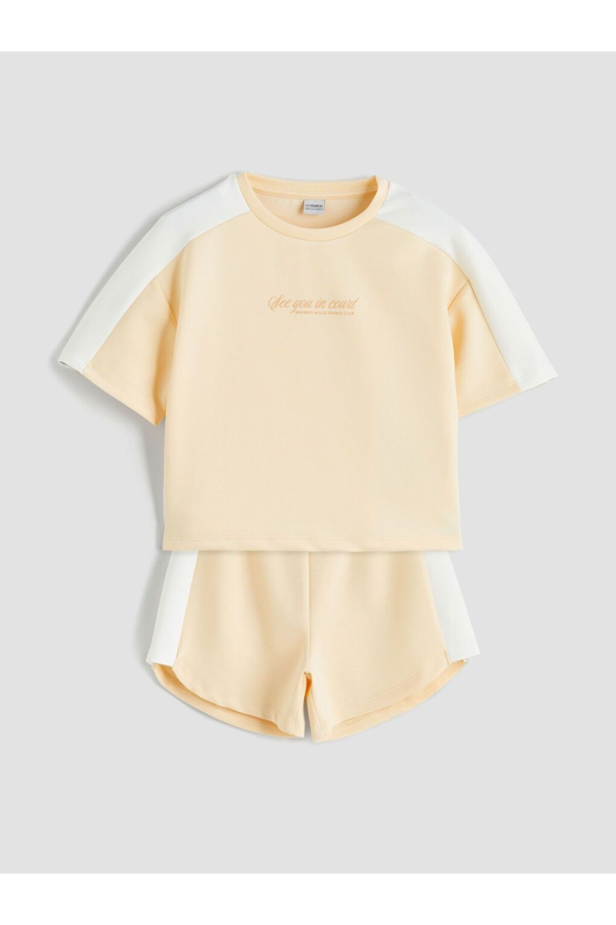 LC Waikiki LCW Kids Bisiklet Yaka Soft Touch Kız Çocuk Tişört ve Şort