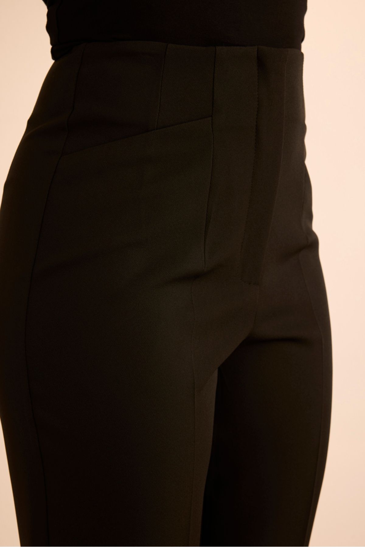 Aker-Woven Trousers with Front Pocket Detail 6