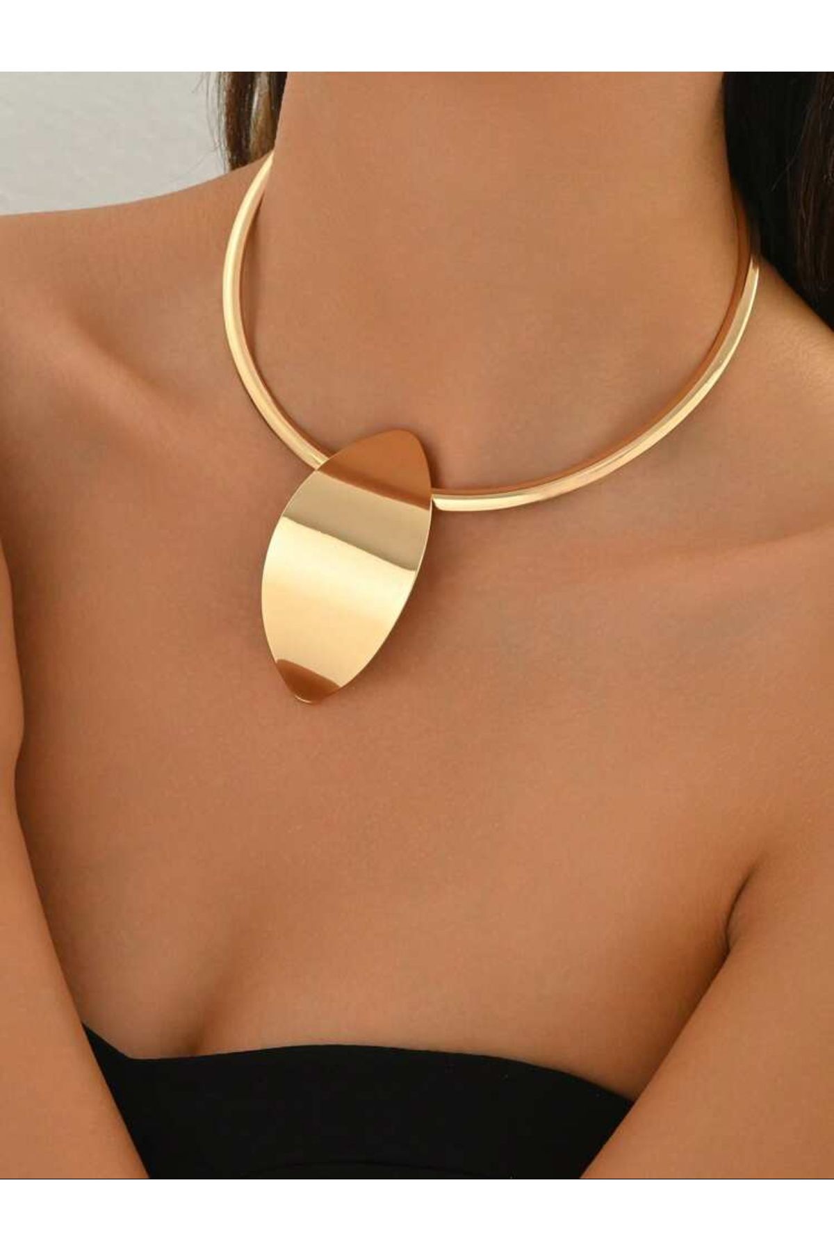 La Saade Elegant Gold Damla Chain Crocker Kolye