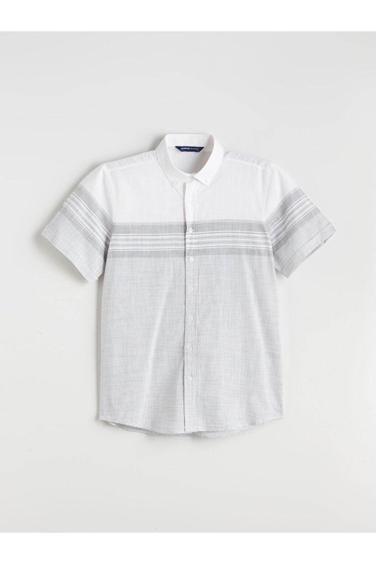 LC Waikiki LCWAIKIKI Classic Regular Fit Kısa Kollu Çizgili Poplin Erkek Gömlek