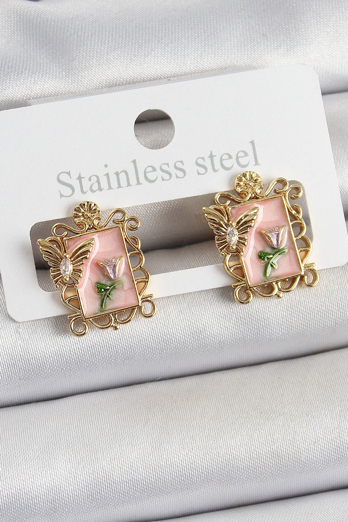 norsary Pirinç Pembe Mineli Sanatsal Portre Model Gold Renk Kadın Küpe