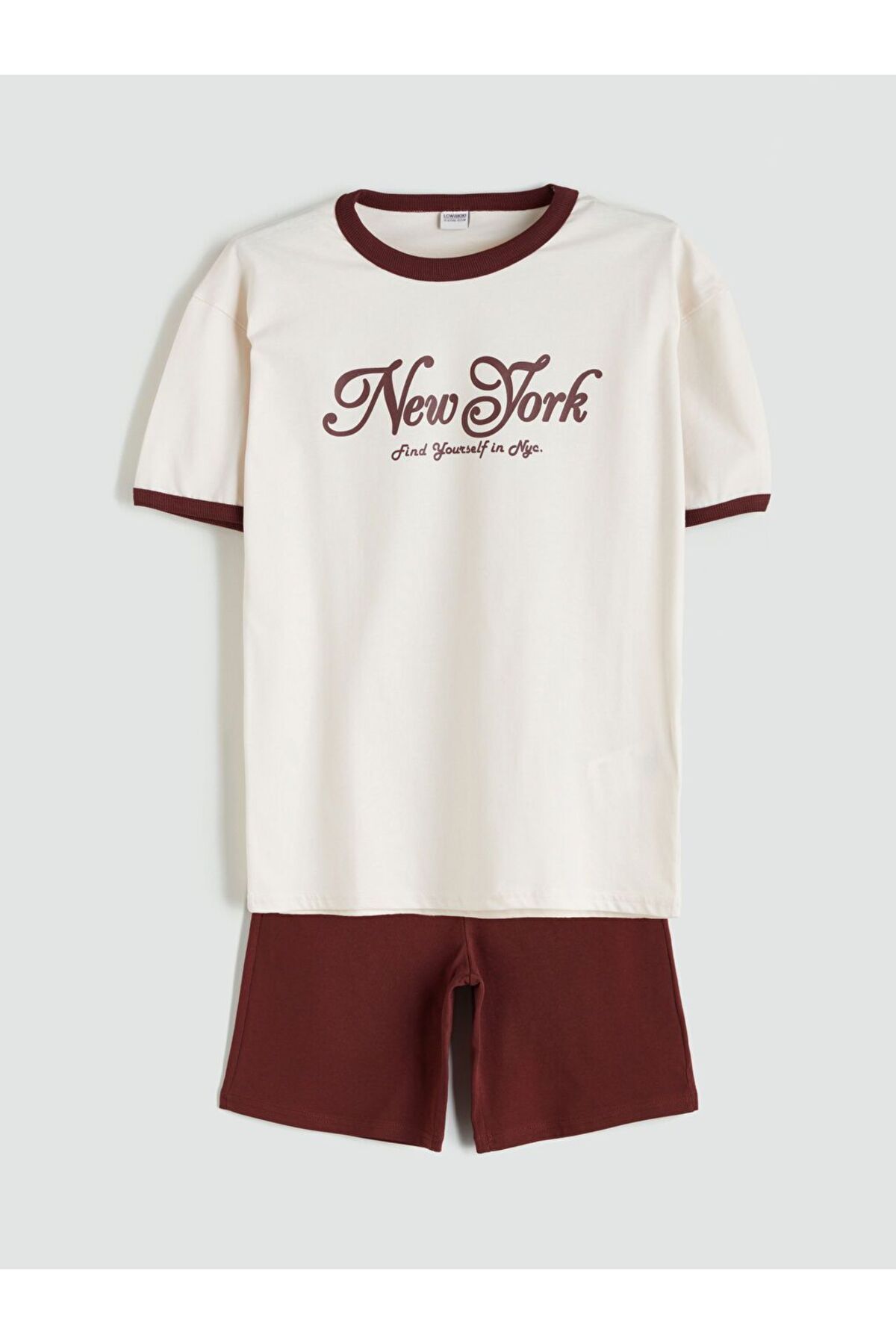 LC Waikiki LCW Kids Bisiklet Yaka New York Baskılı Erkek Çocuk Tişört ve Şort
