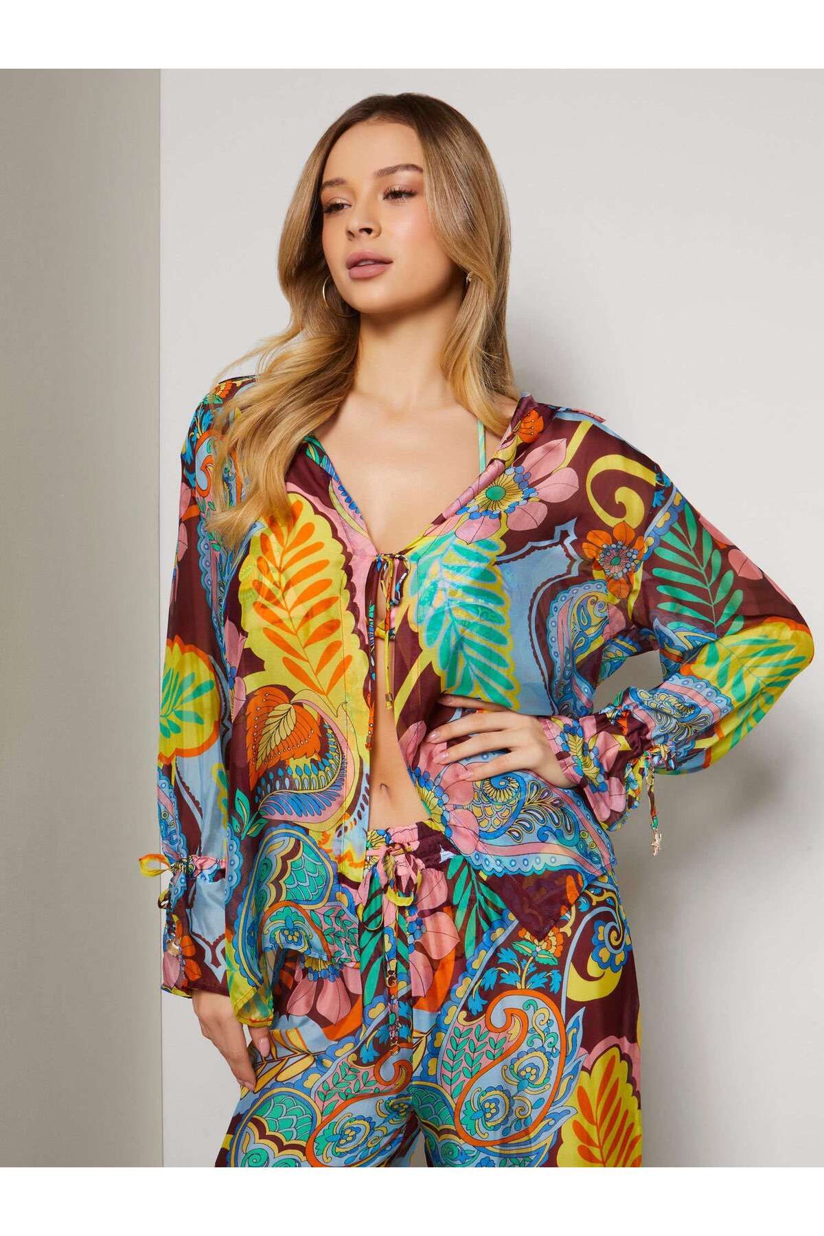 Guess Kadın Ipek Karışımlı Comfort Fit Gömlek