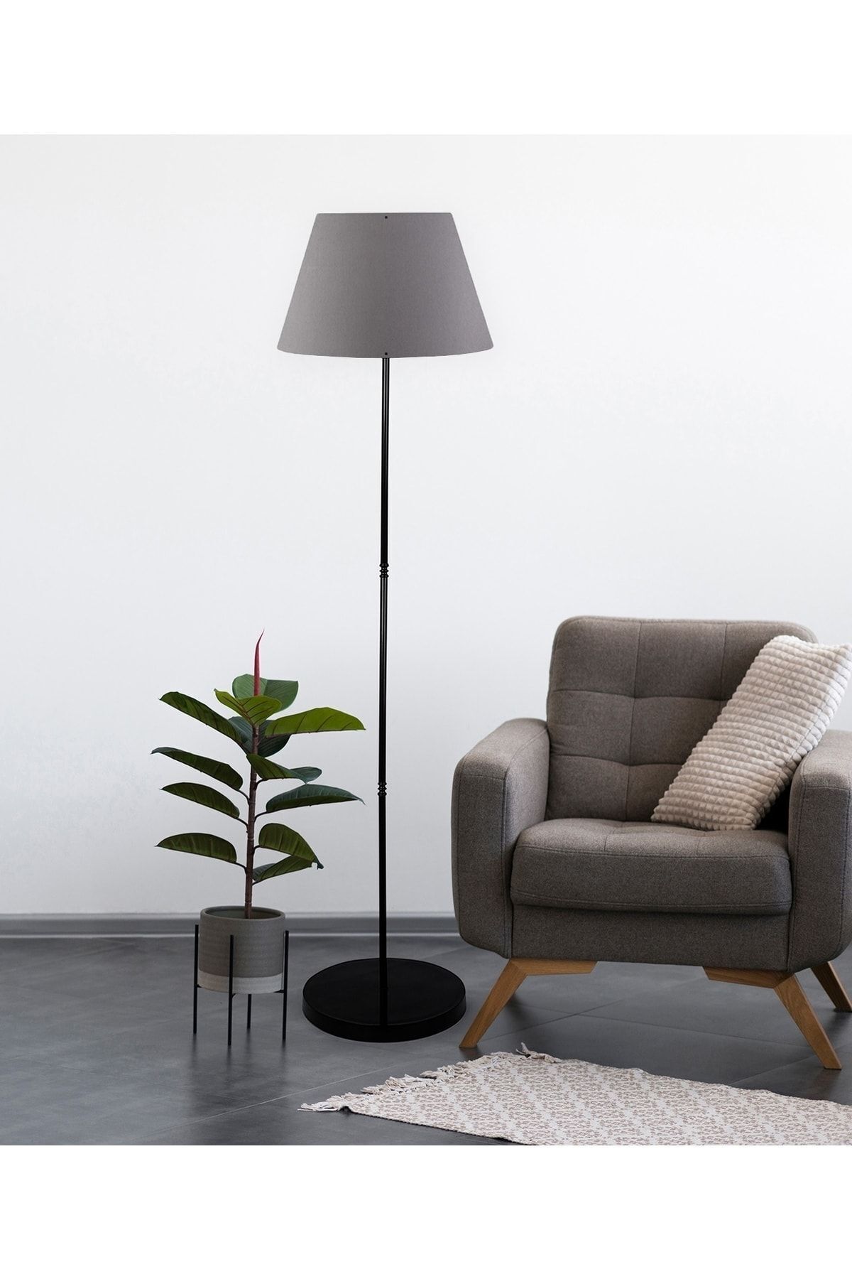 SerenityHaven Pu Metal Ayaklı Lambader Gri Aag-2049