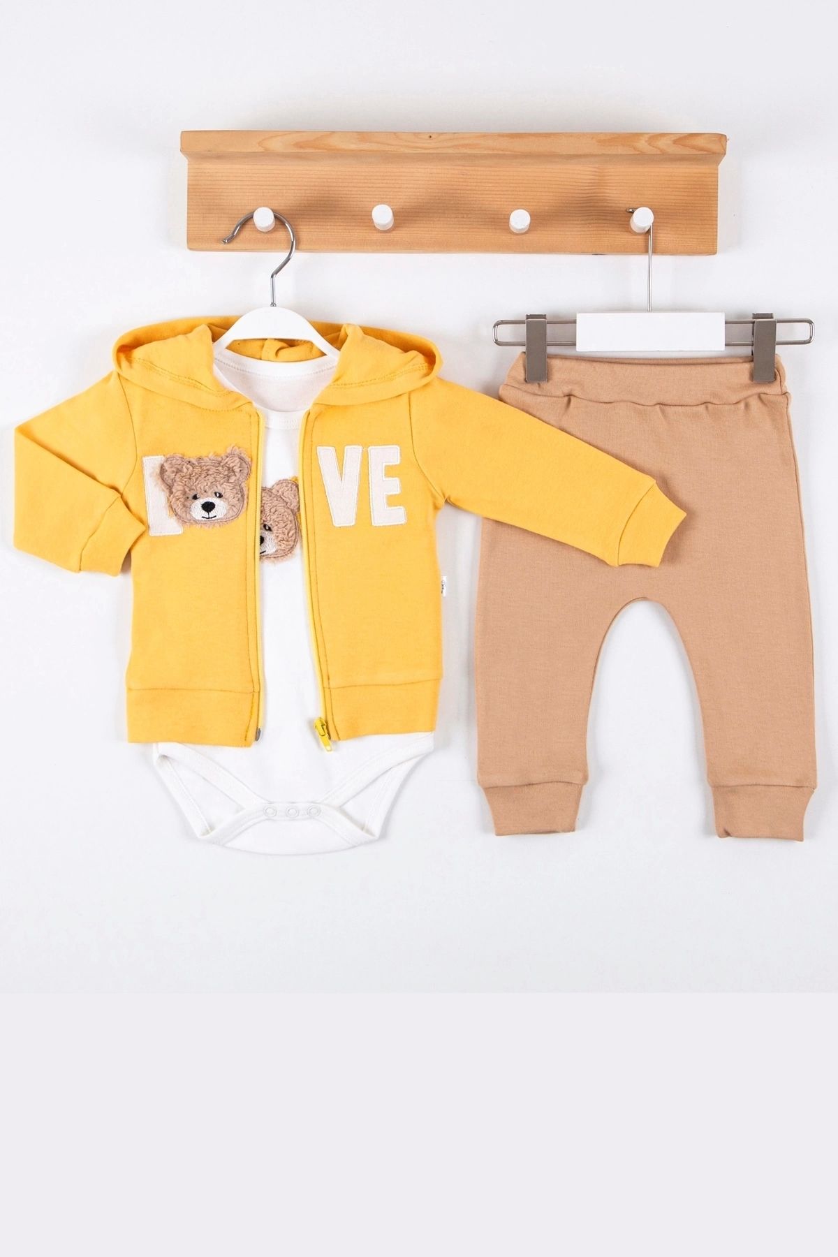 CNDR 3-12 Ay Erkek Bebek Takımı Love Bear Nakış Hırkalı 3'lü Sarı