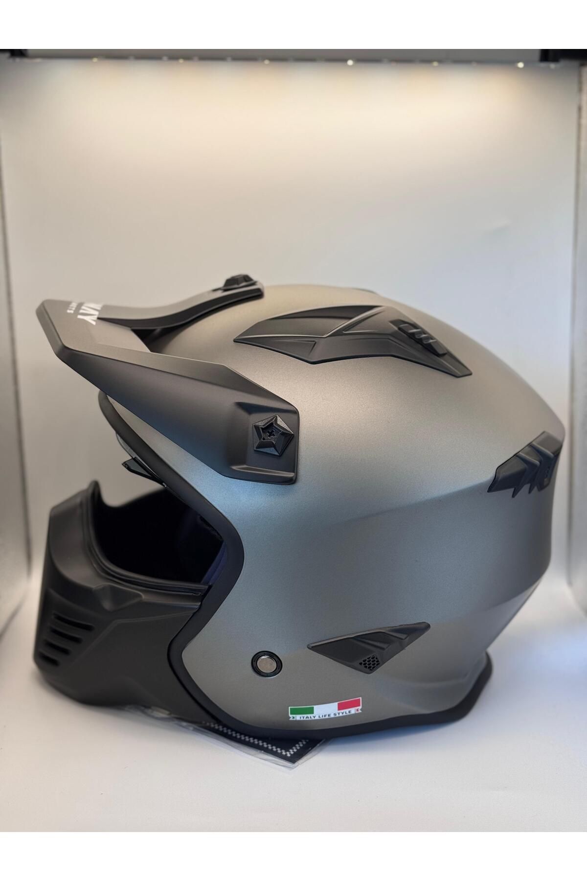 CFS SWAY HELMETS TAM KAPALI MOTORCU KASKI