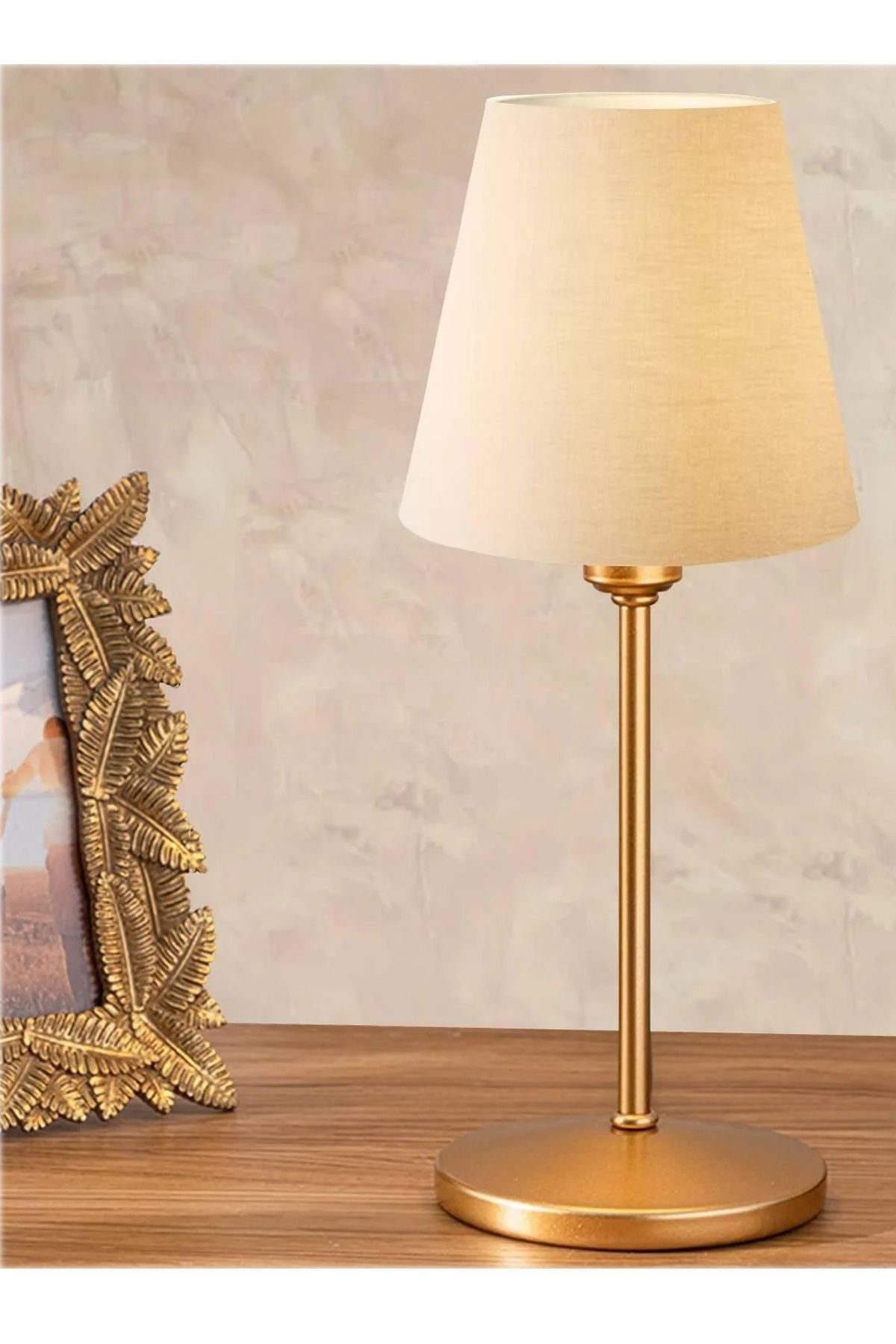 SerenityHaven Mila Gold Krem Kumaş Başlık Abajur