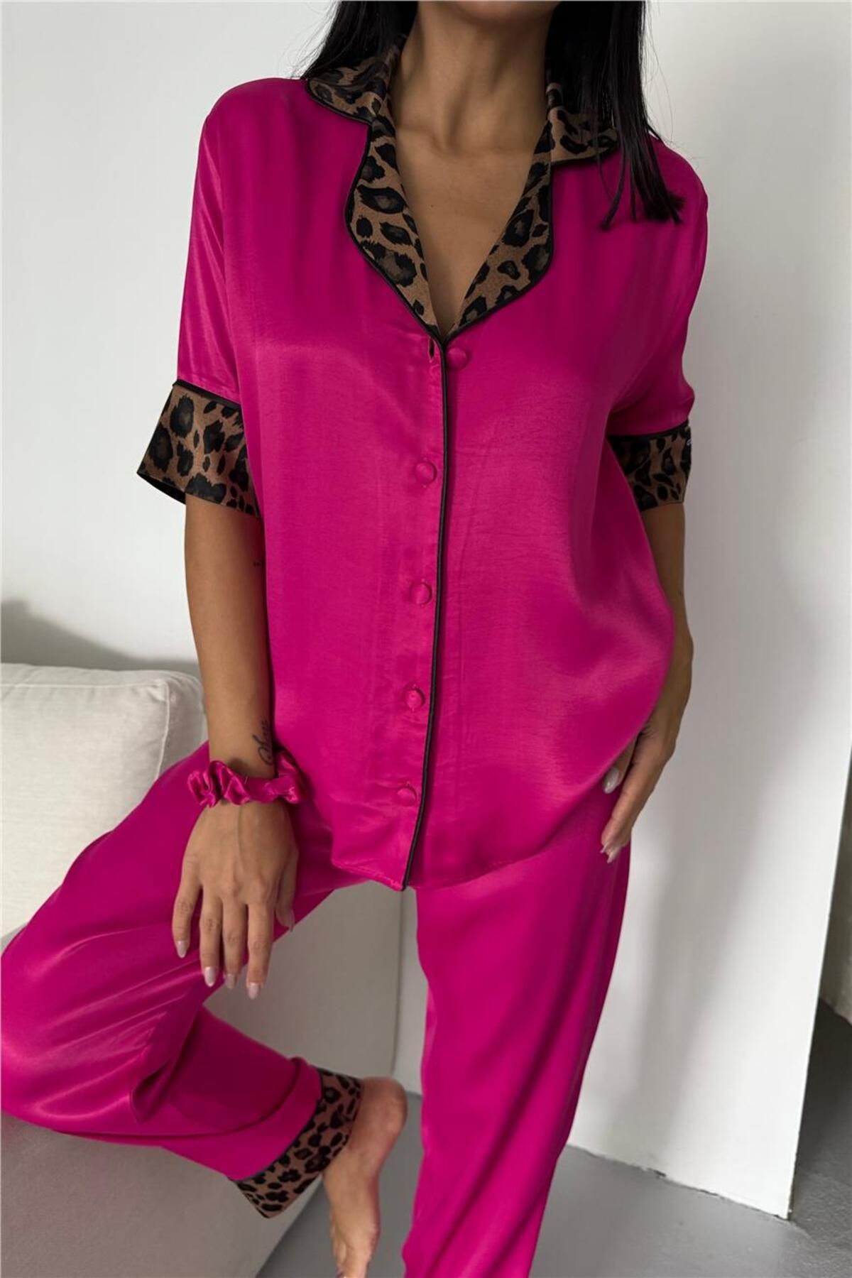 COCCOLARSI Pardo Perfetto Fuşya Floş Saten Kısa Kol Pantolon Pijama Takımı