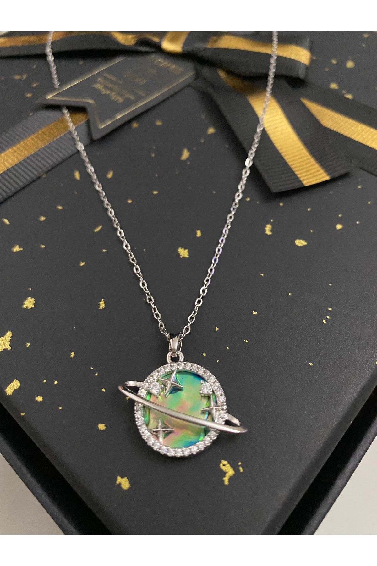 asem jewelry PARILTILI ZİRKON TAŞLI GEZEGEN ÇELİK KOLYE