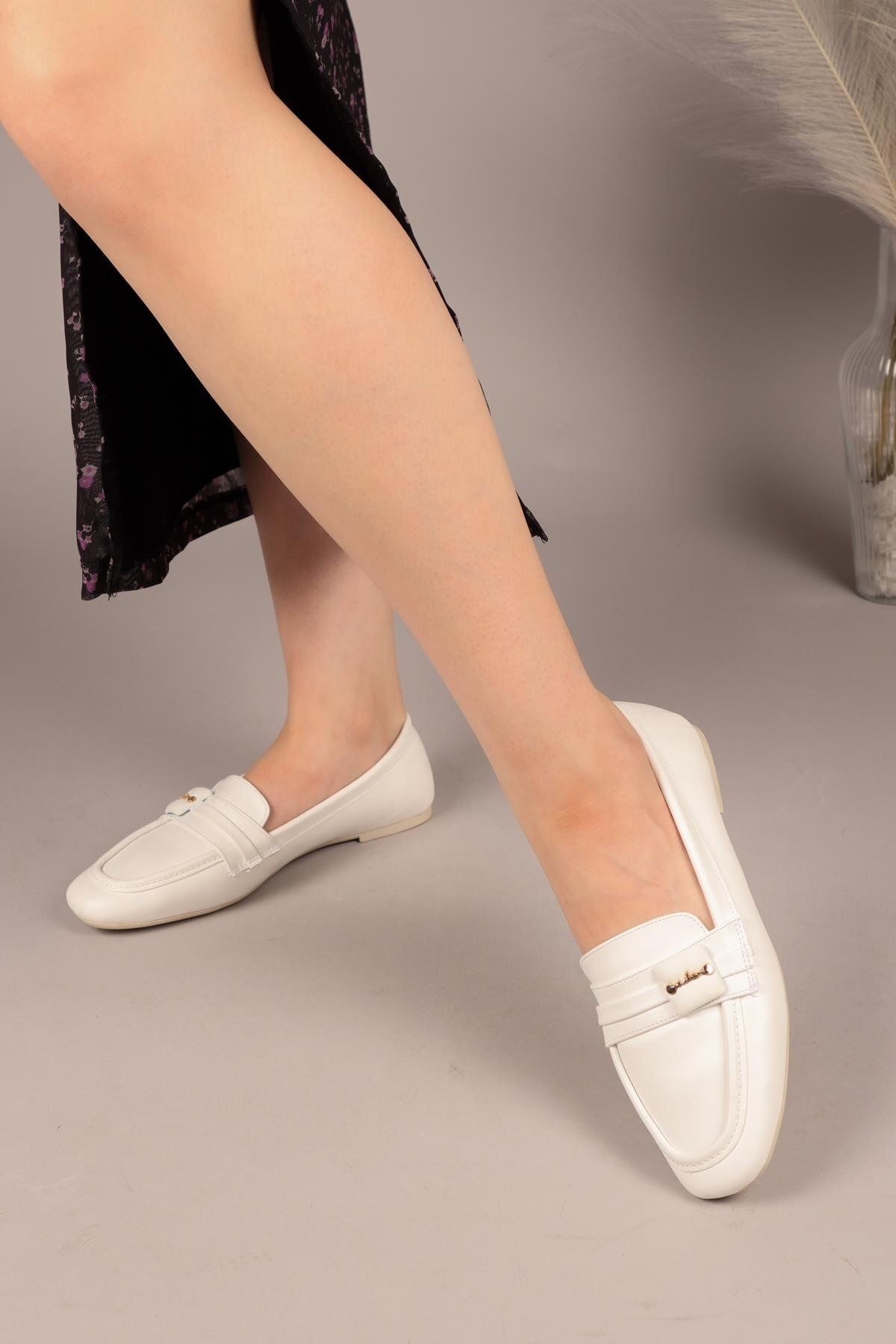 Birikon RİVA Kare Tokalı Loafer BEYAZ