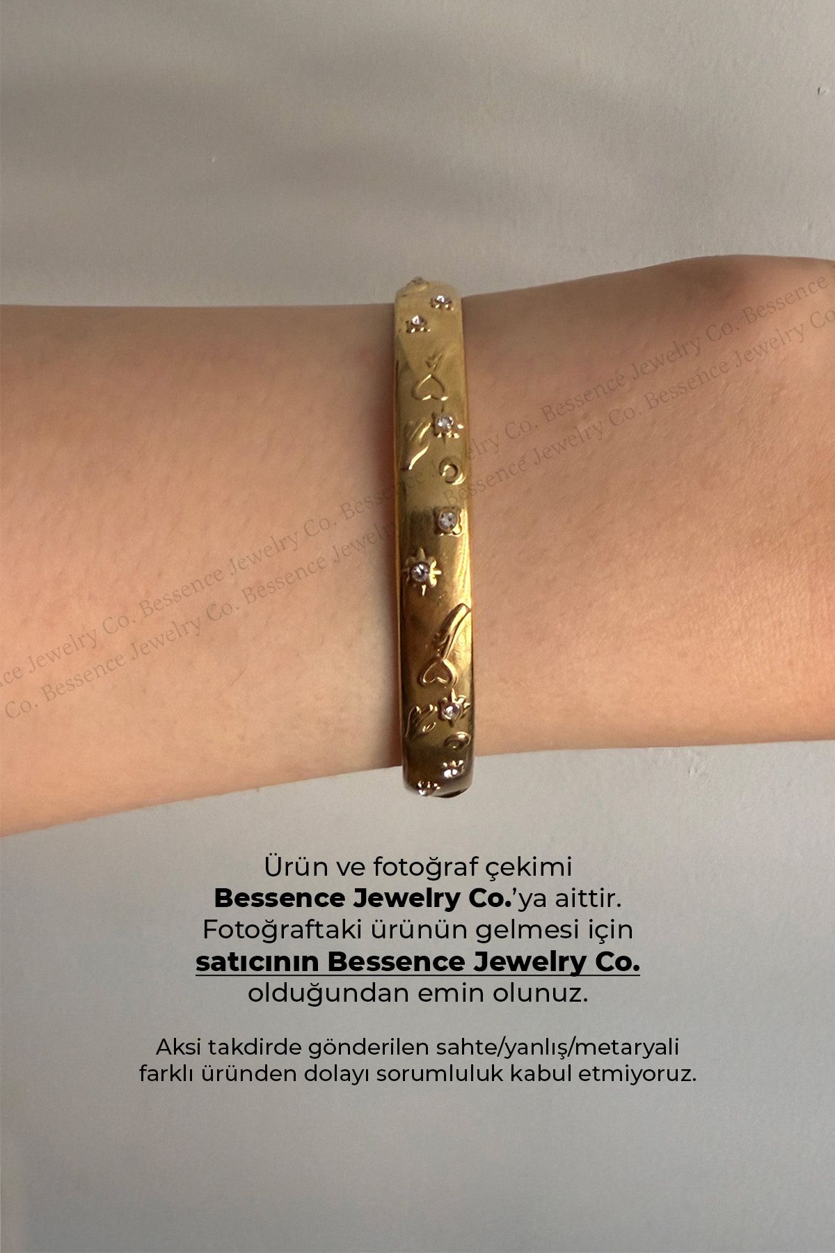 Bessence Jewelry Co Zirkon Taşlı Kalp Detaylı Vintage Kelepçe, Bileklik-Çelik,Ayarlanabilir