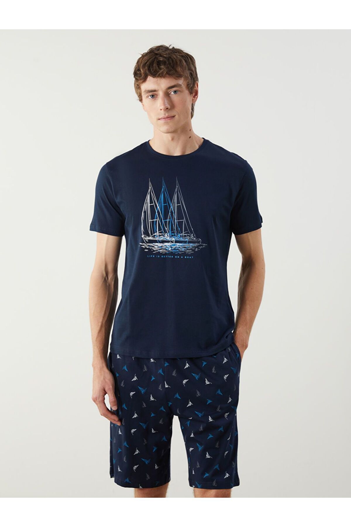 LC Waikiki Standart Kalıp Erkek Şortlu Pijama Takımı