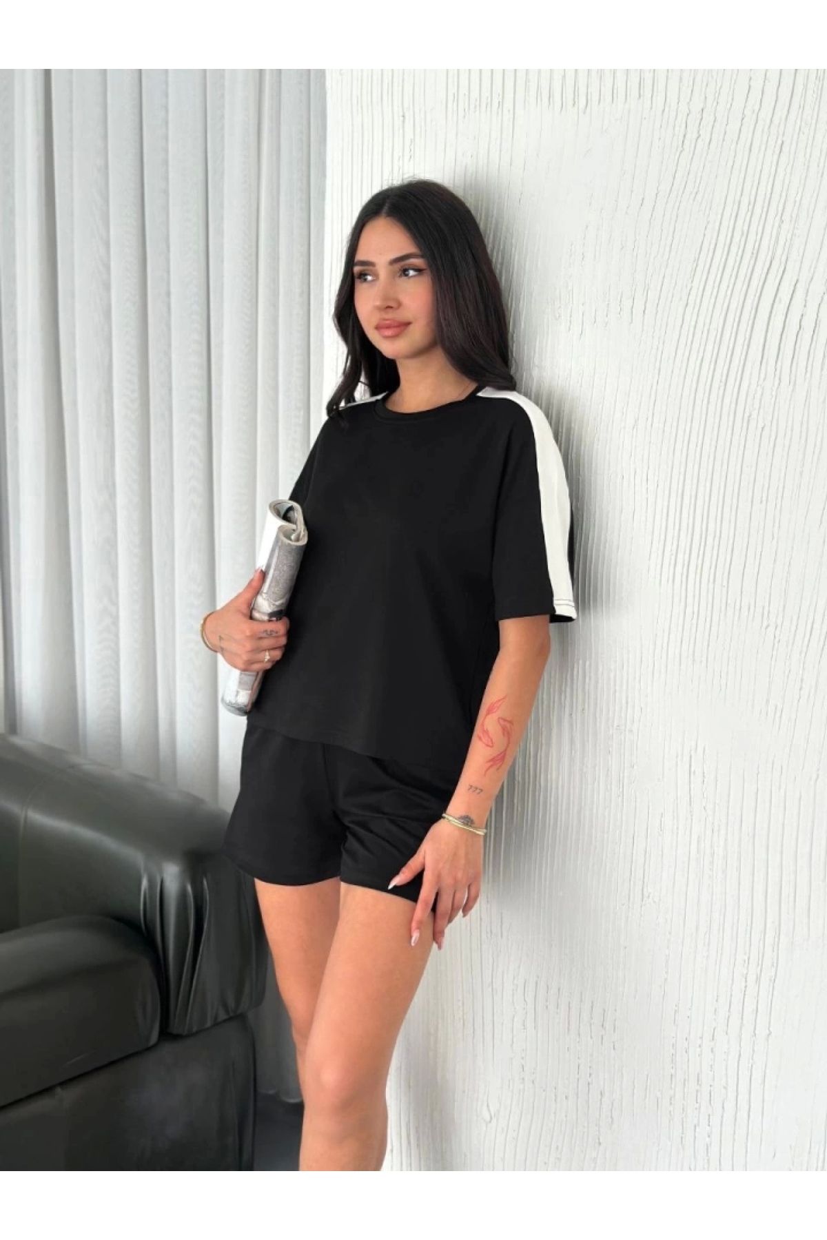 POLEXP Yumuşak Dokulu Kumaşlı Bisiklet Yaka T-shirt Kısa Şort Takımı - Siyah