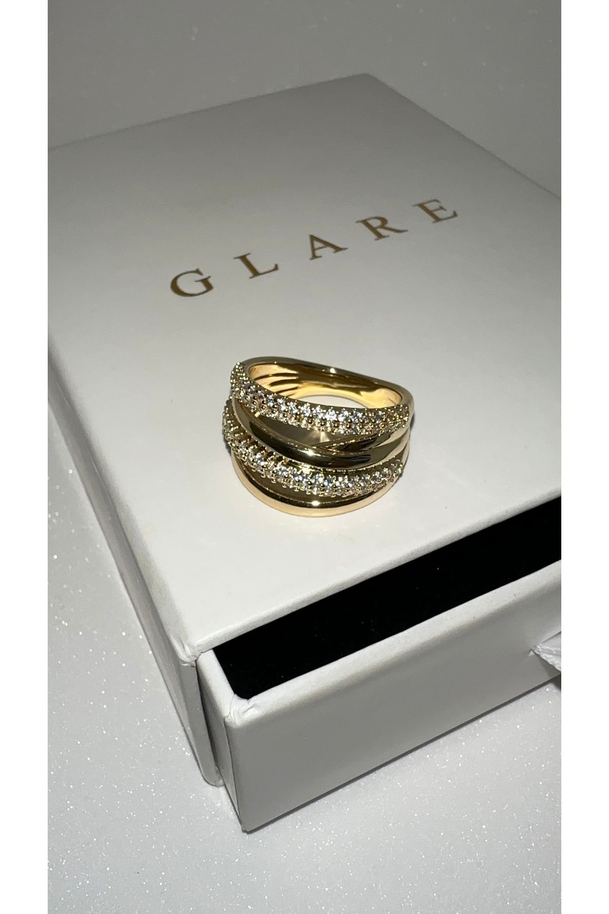 GLARE JEWELRY 3lü Görünüm Model Lüks Zirkon Taşlı Tasarım Paslanmaz Çelik Yüzük