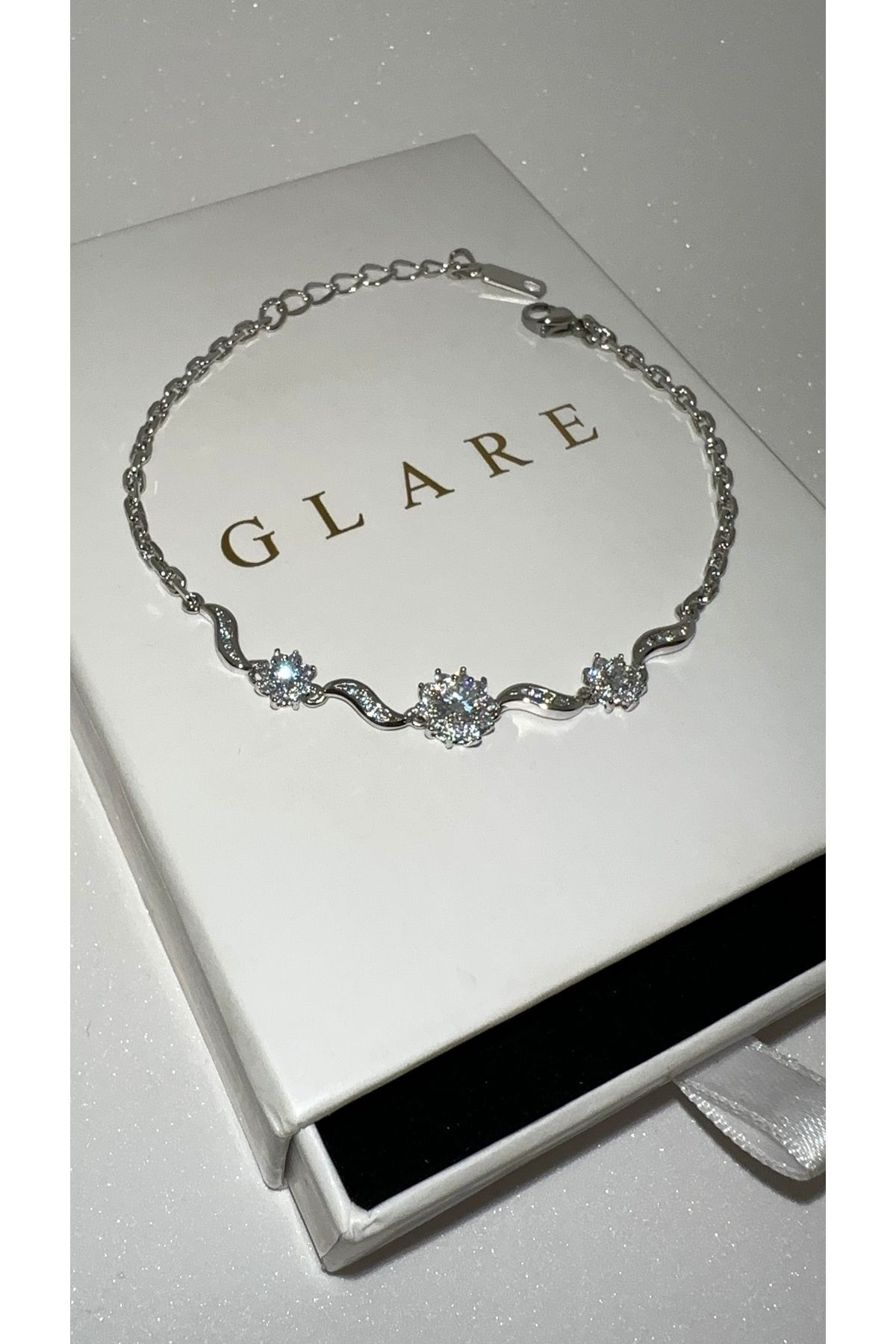 GLARE JEWELRY Rodyumlu Taşlı Tasarım Pırlanta Modeli Zincir Çelik Bileklik 15+5cm