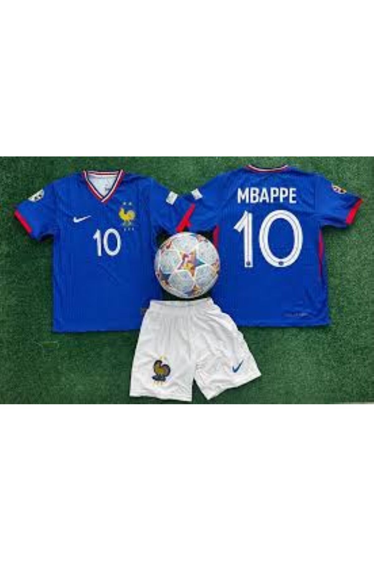 yenteks CRİSTİANO RONALDO FRANSA MBAPPE ÇOCUK FORMA TAKIMI 4'LÜ SET ÇORAP+BİLEKLİK HEDİYELİ