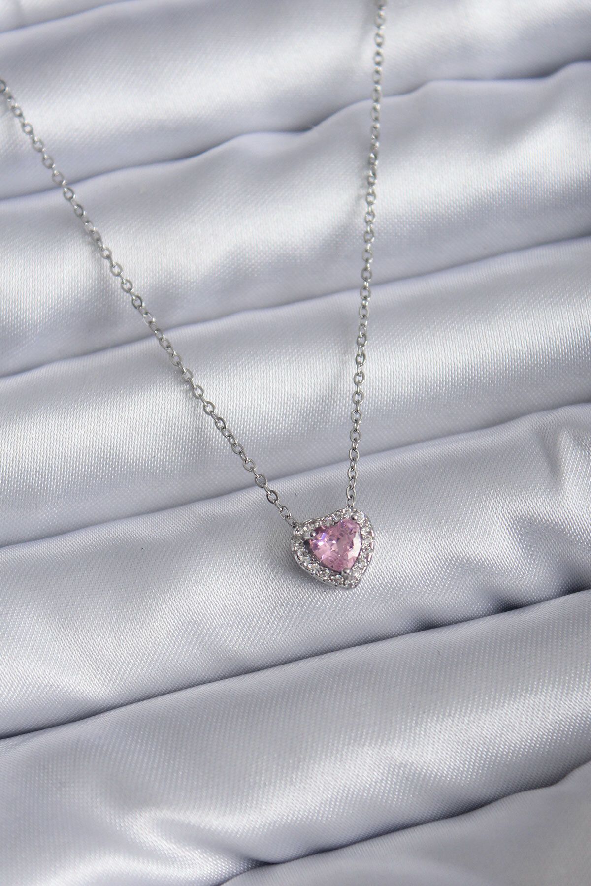 Avantaj Kapıda ® 316L Çelik Zincirli Gümüş Renk Pembe Zirkon Taşlı Charm Kadın Kolye