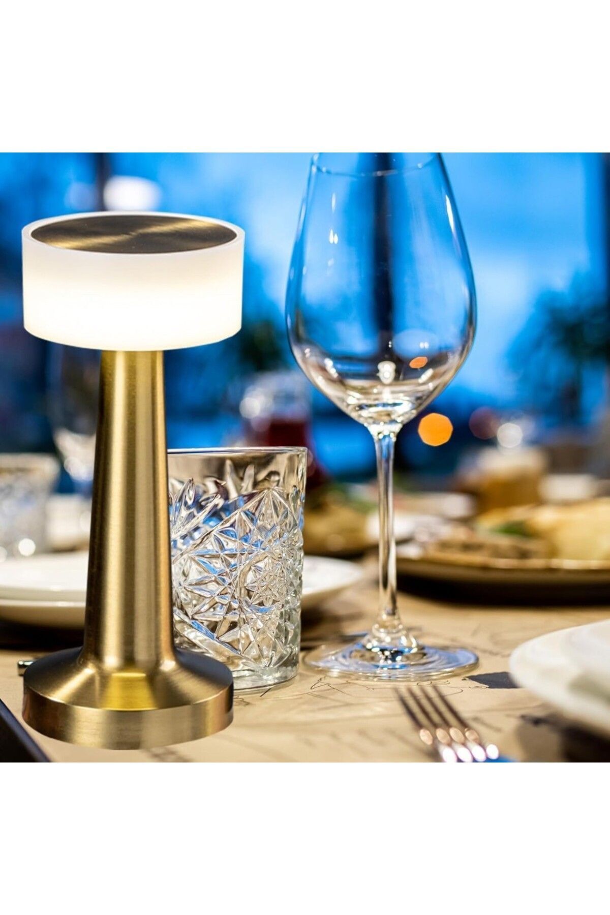 SerenityHaven Dekoratif Led Masa Lambası MZ-328