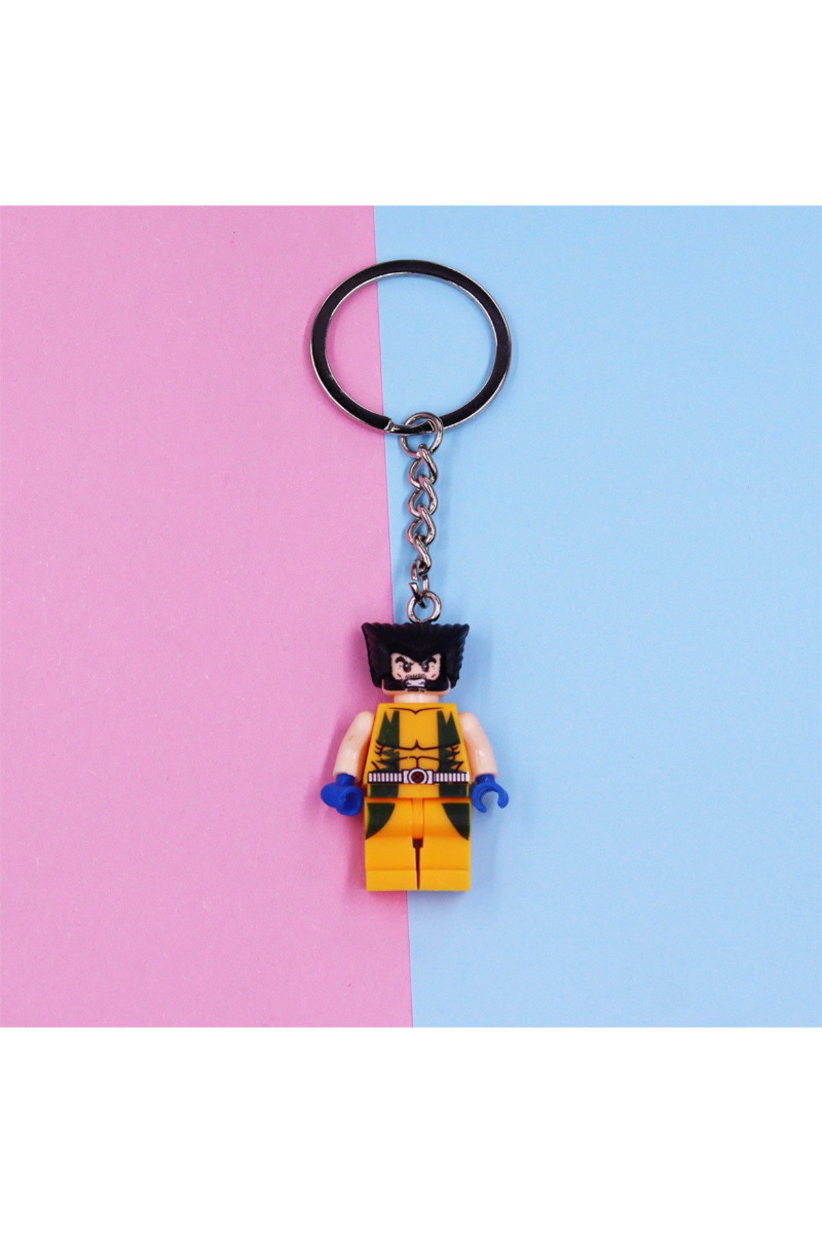 Miniso-Logan Avengers Spider-Man Iron Man Anime Character Building Blocks Key Chain Action Figure Backpack 1
