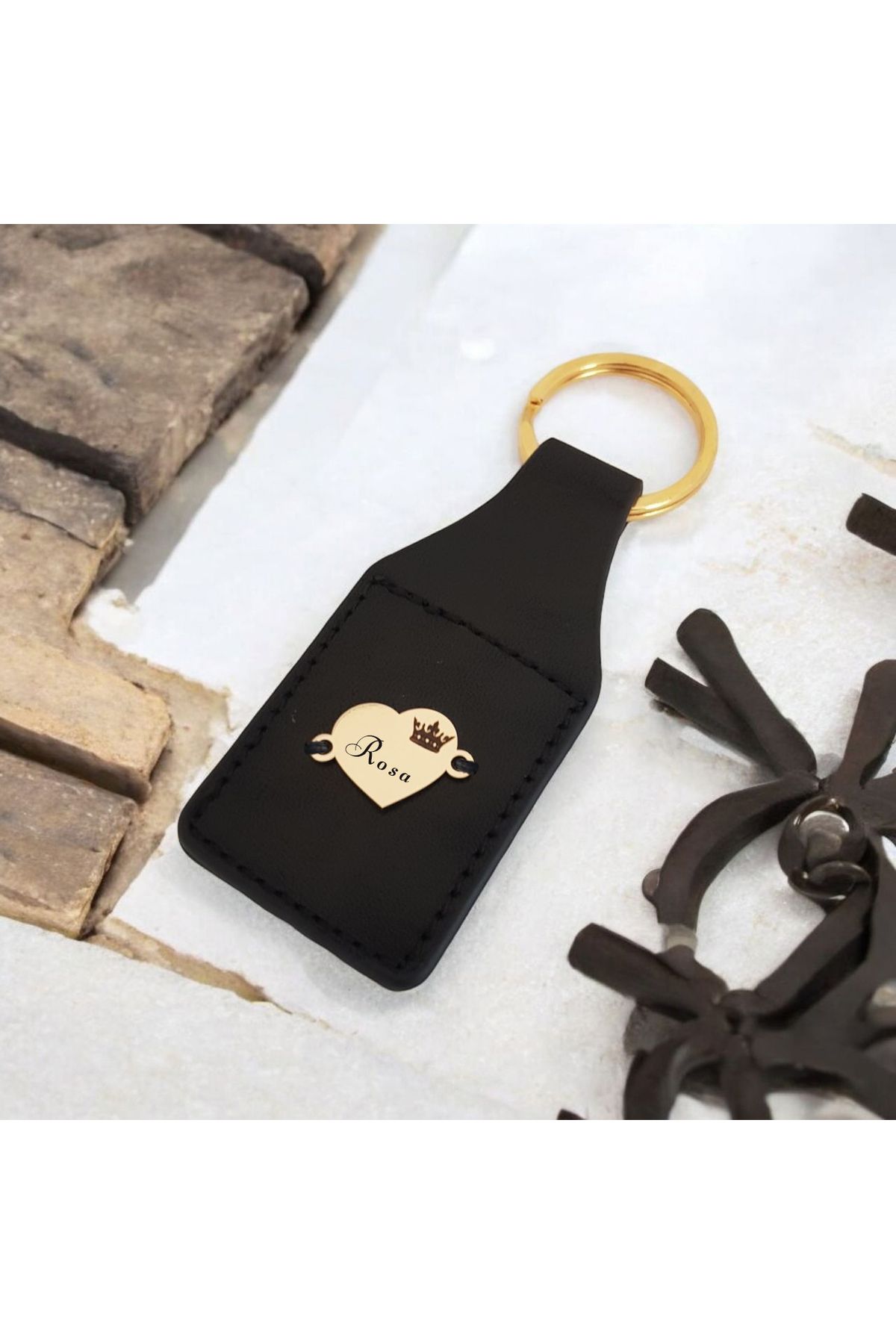 ARCHINO GOLD Rosa İsmine Özel 14 Ayar Altın Plakalı Kalp Motifli Doğal Derili Hediye Anahtarlık-488isim