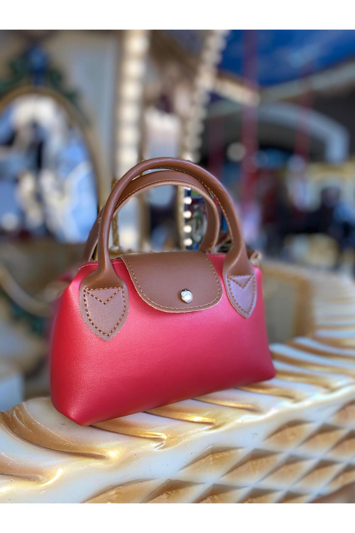 Butik Kadın Siyah Kahverengi Mini Deri Görünümlü El ve Omuz Çantası - Kapaklı Model