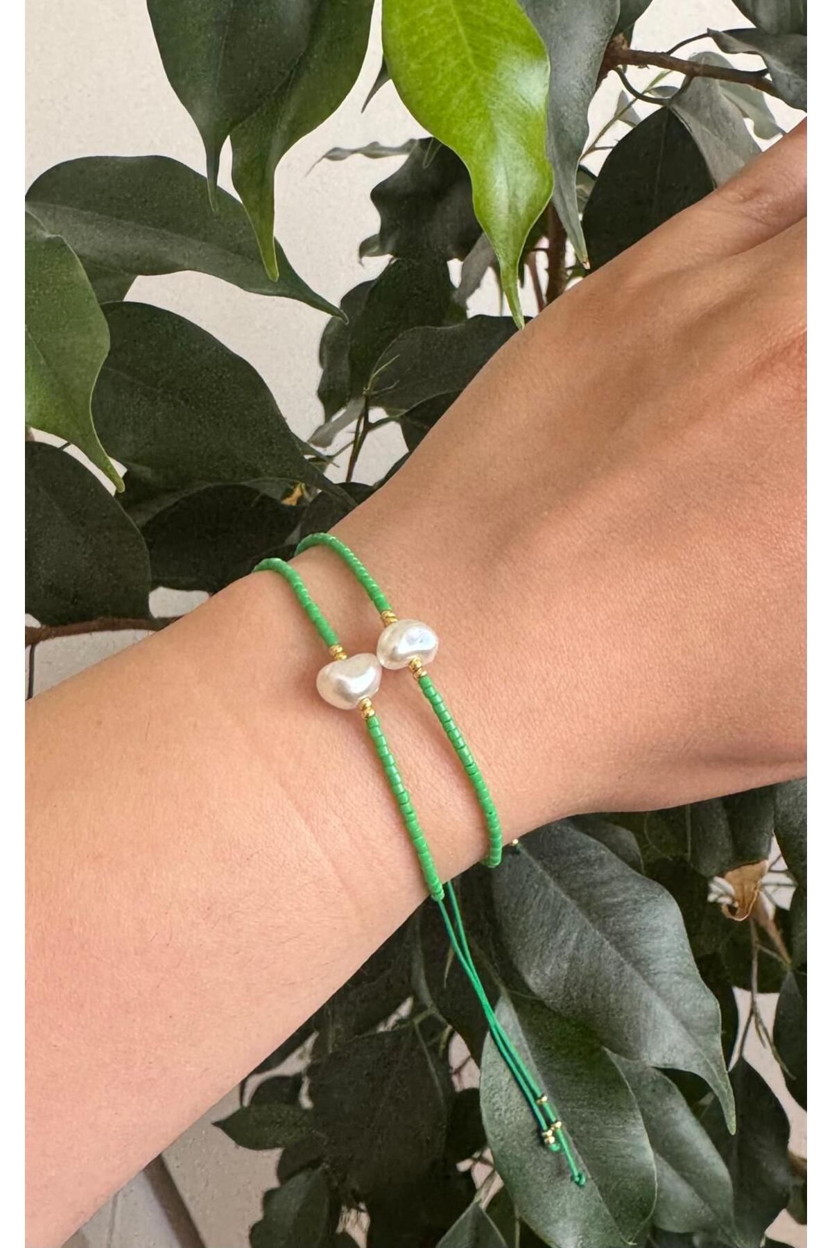 Mojo Jewellery Kişiye Özel Miyuki Yeşil İncili Ayarlanabilir İp Bileklik – El Yapımı & Şık Tasarım
