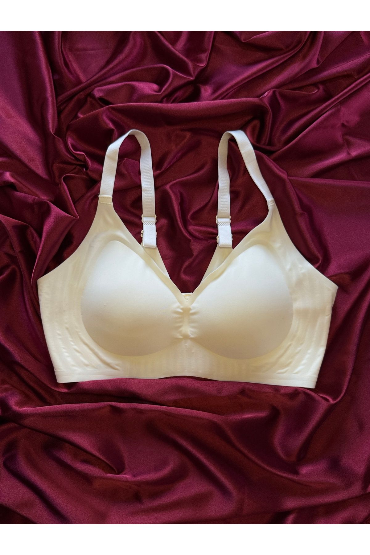 Esmilla Lazer Kesim Çıkarılabilir Pedli Bralet Sütyen