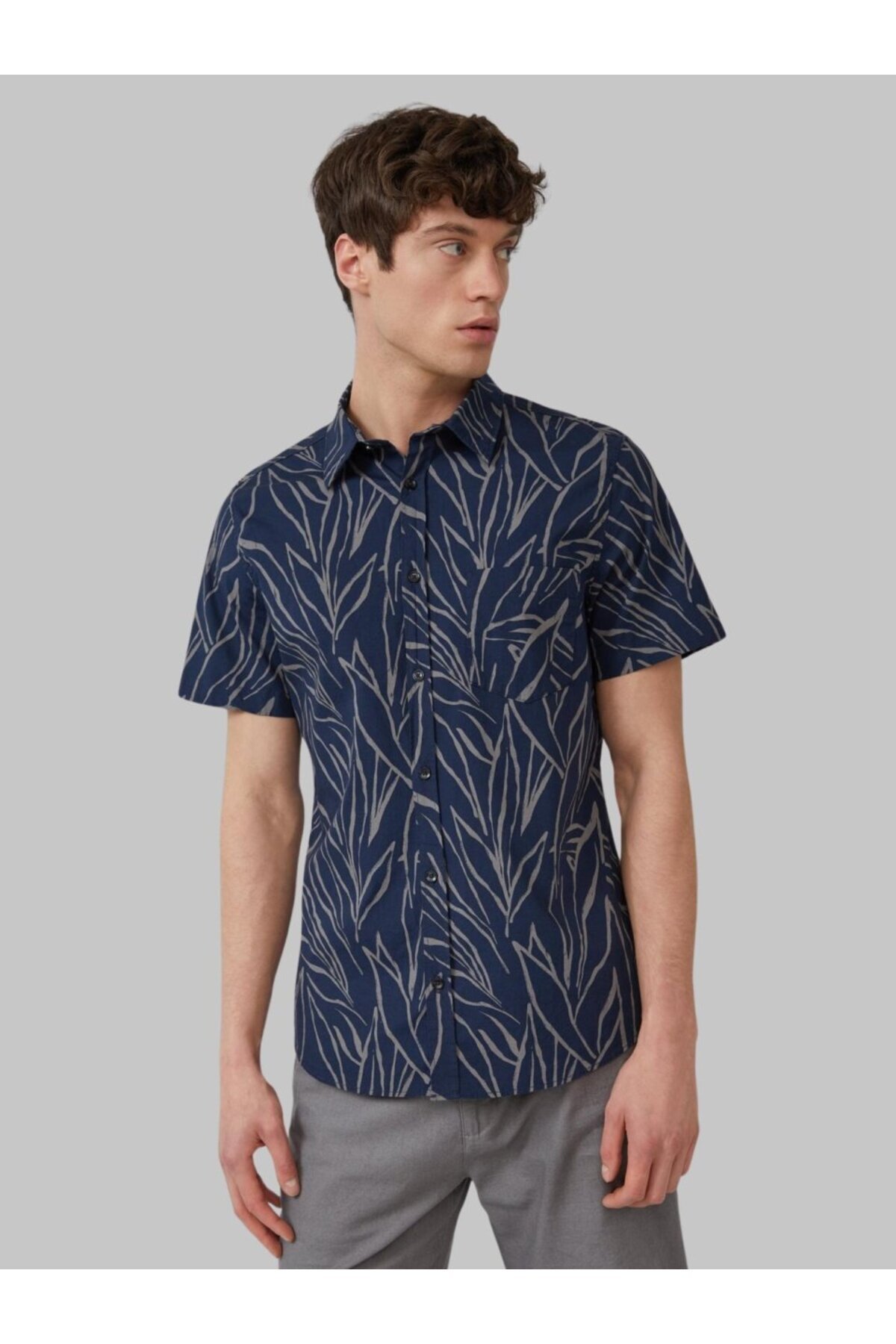 s.Oliver-Men's shirt with Kent collar, Slim fit, Dark navy 1