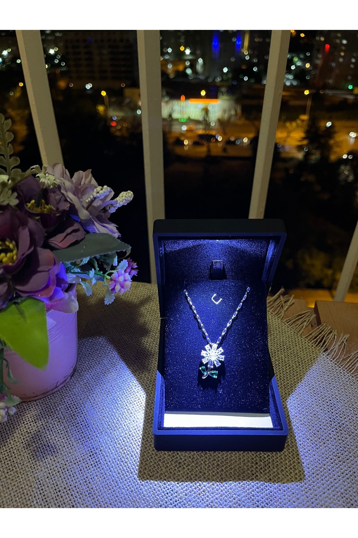 shop Işıklı kutu hediyelik kolye romantik ciddi ilişki