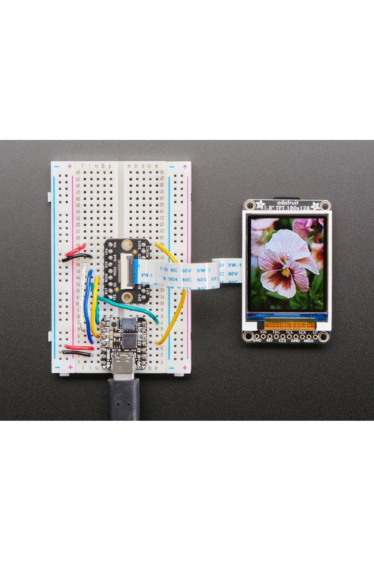 Adafruit-TFT color display, 4.6cm, with MicroSD card breakout - ST7735R 1