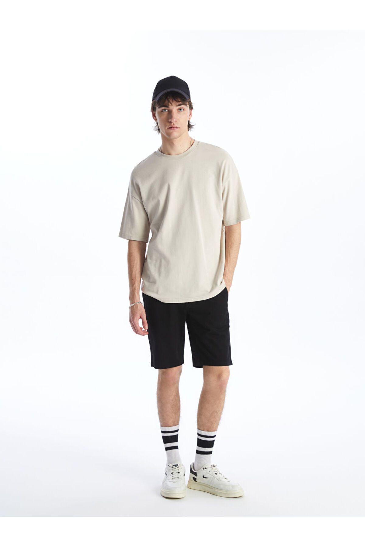 LC Waikiki Slim Fit Erkek Şort