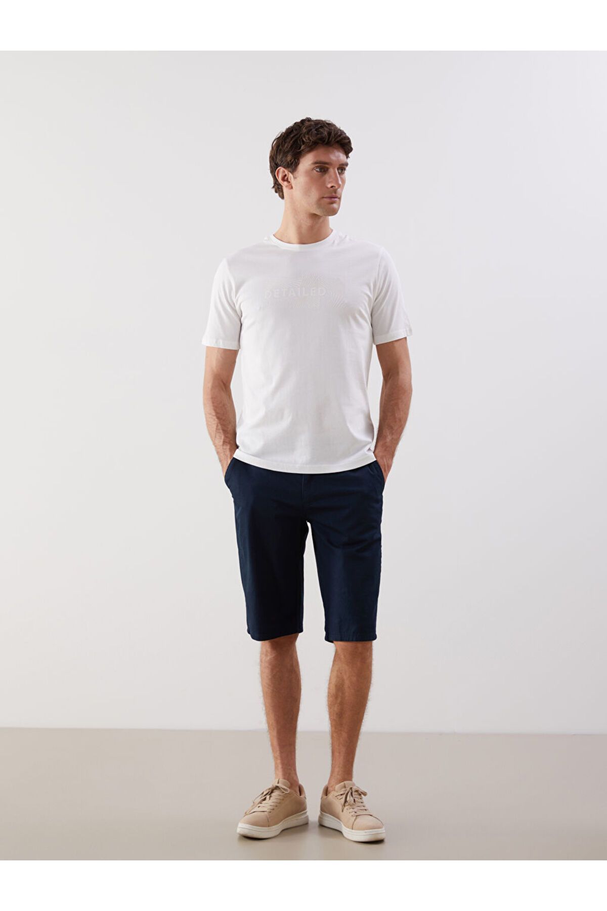 LC Waikiki Standart Kalıp Gabardin Erkek Şort
