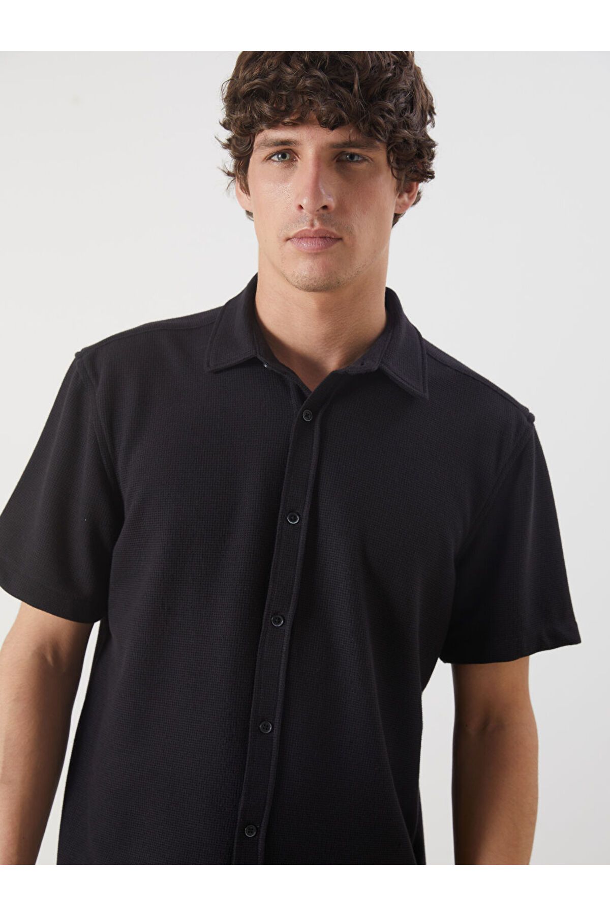 LC Waikiki Slim Fit Erkek Gömlek