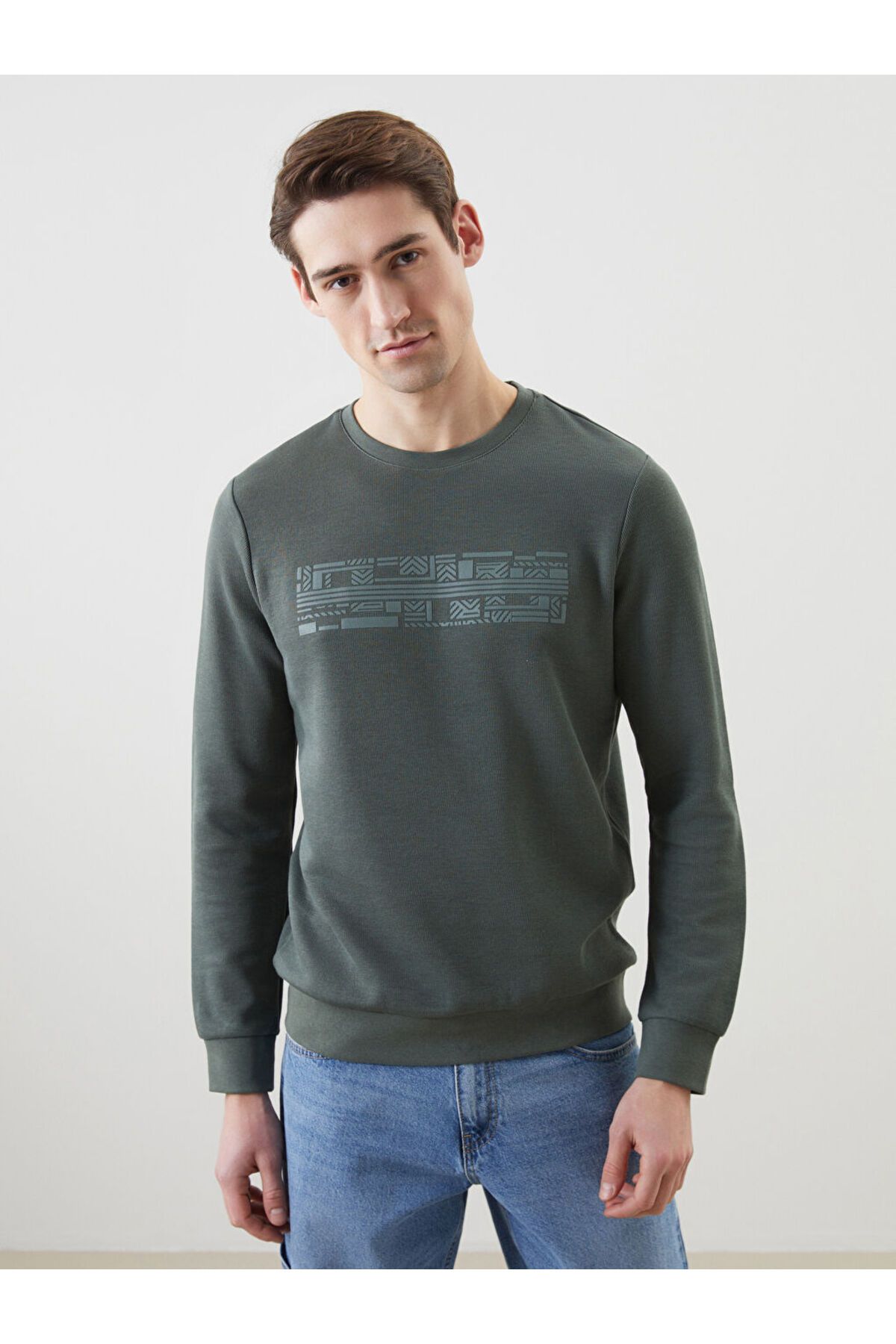 LC Waikiki Bisiklet Yaka Uzun Kollu Baskılı Erkek Sweatshirt