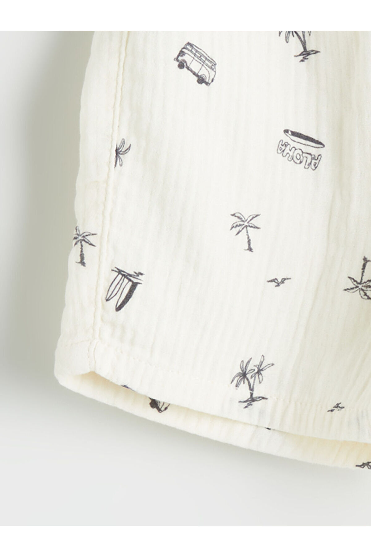 LC Waikiki-Sparkling Selections from Shining Store |   Elastic Waist Printed Boys' Shorts 2