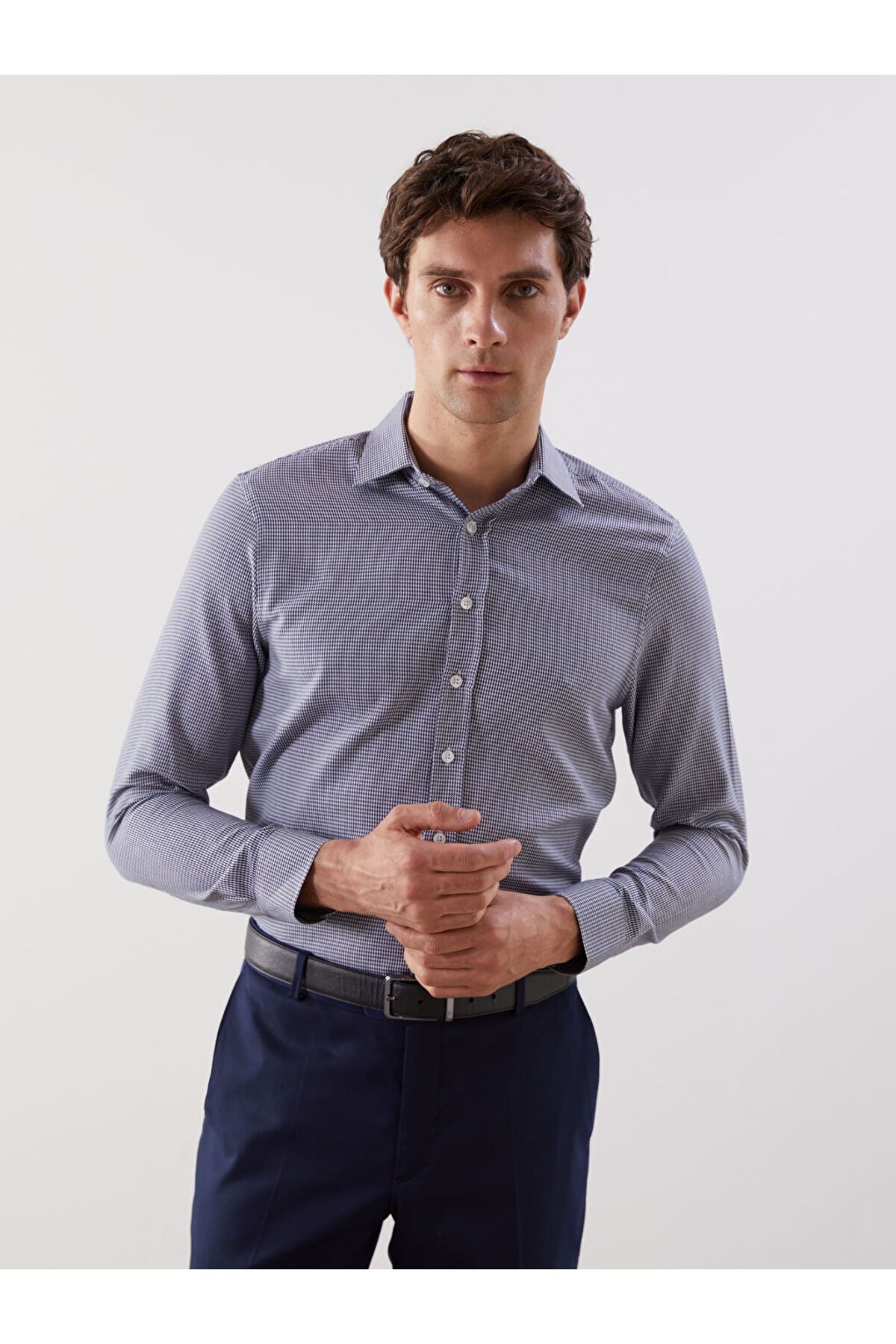 LC Waikiki Regular Fit Uzun Kollu Gabardin Erkek Gömlek